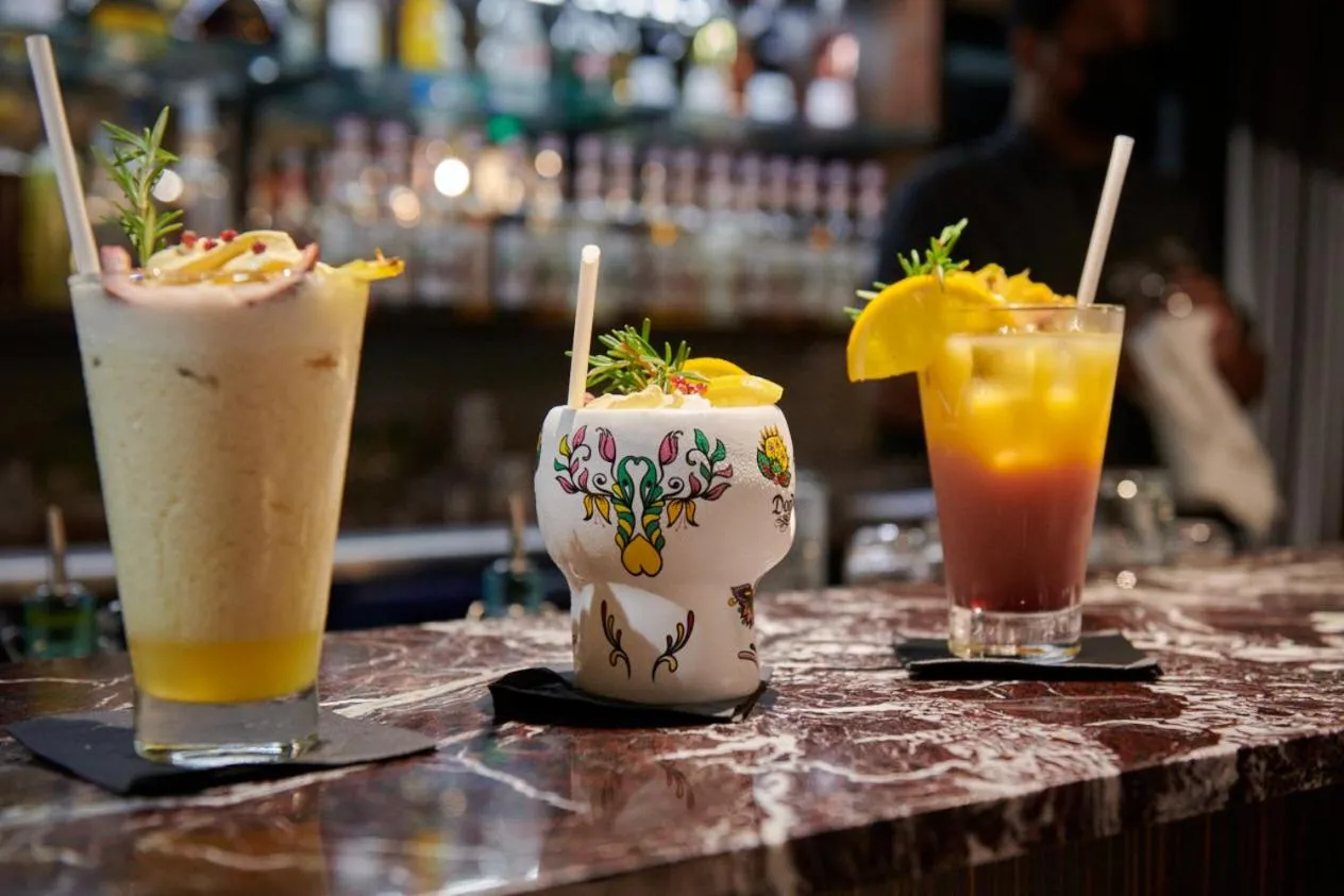 Drinks in DINA MORGABINE SAINT DENIS