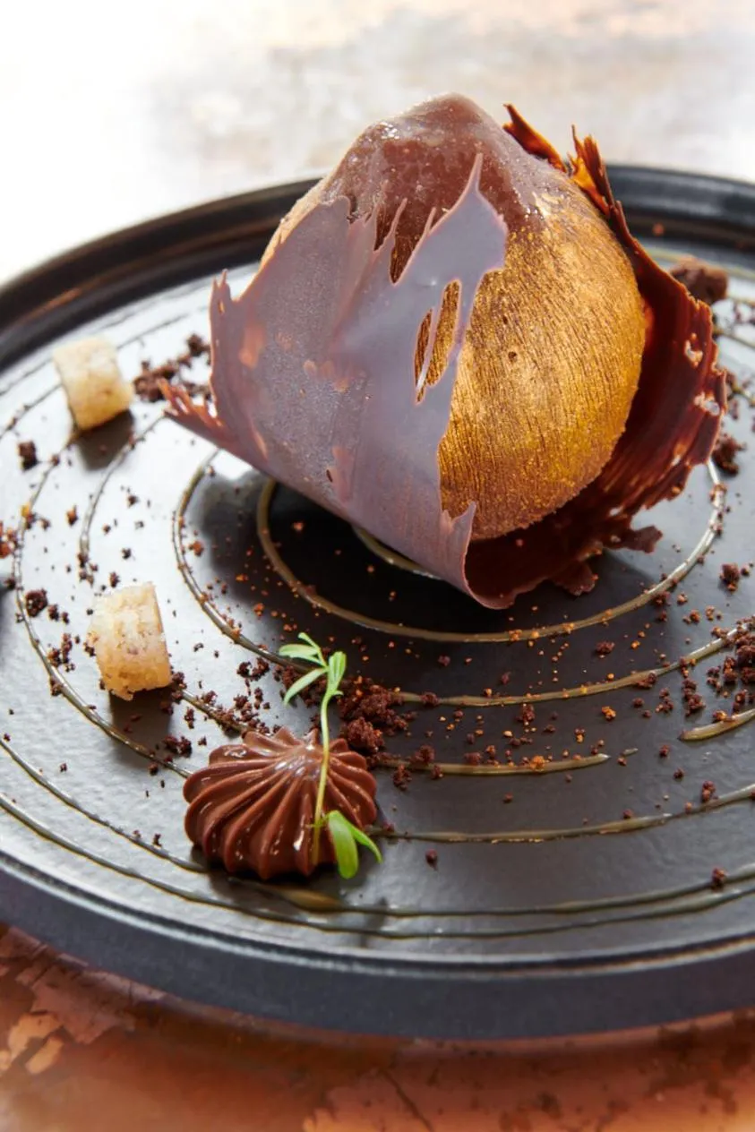 Food and drinks in DINA MORGABINE SAINT DENIS