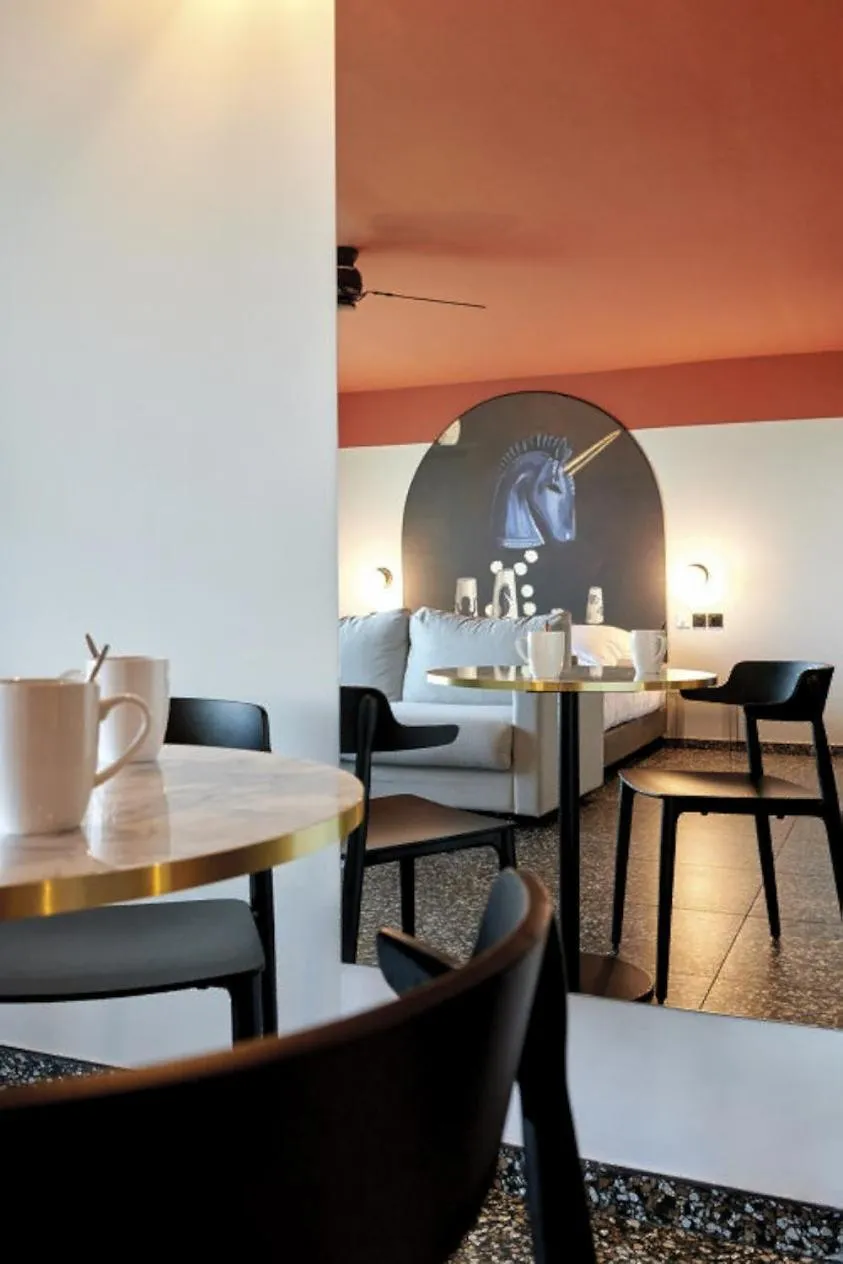 Bed in DINA MORGABINE SAINT DENIS