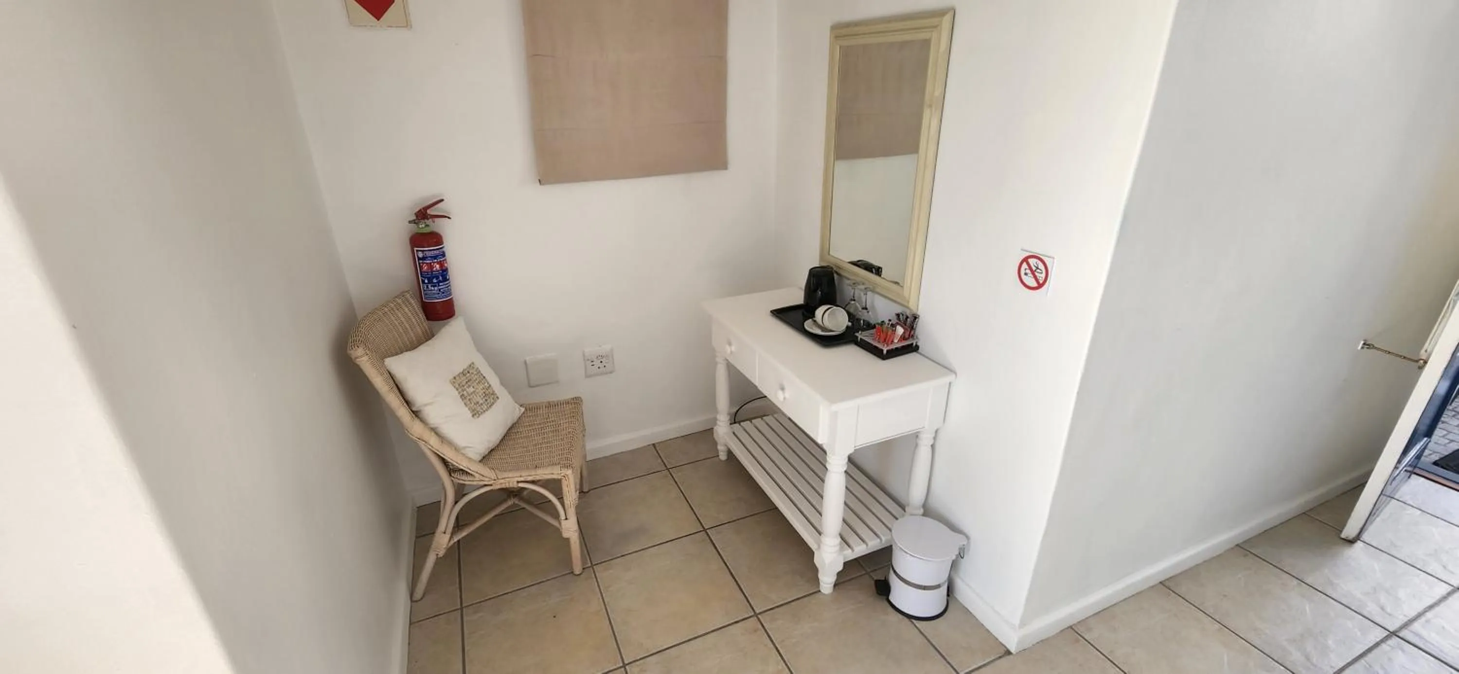 Seating area in Paternoster Lodge