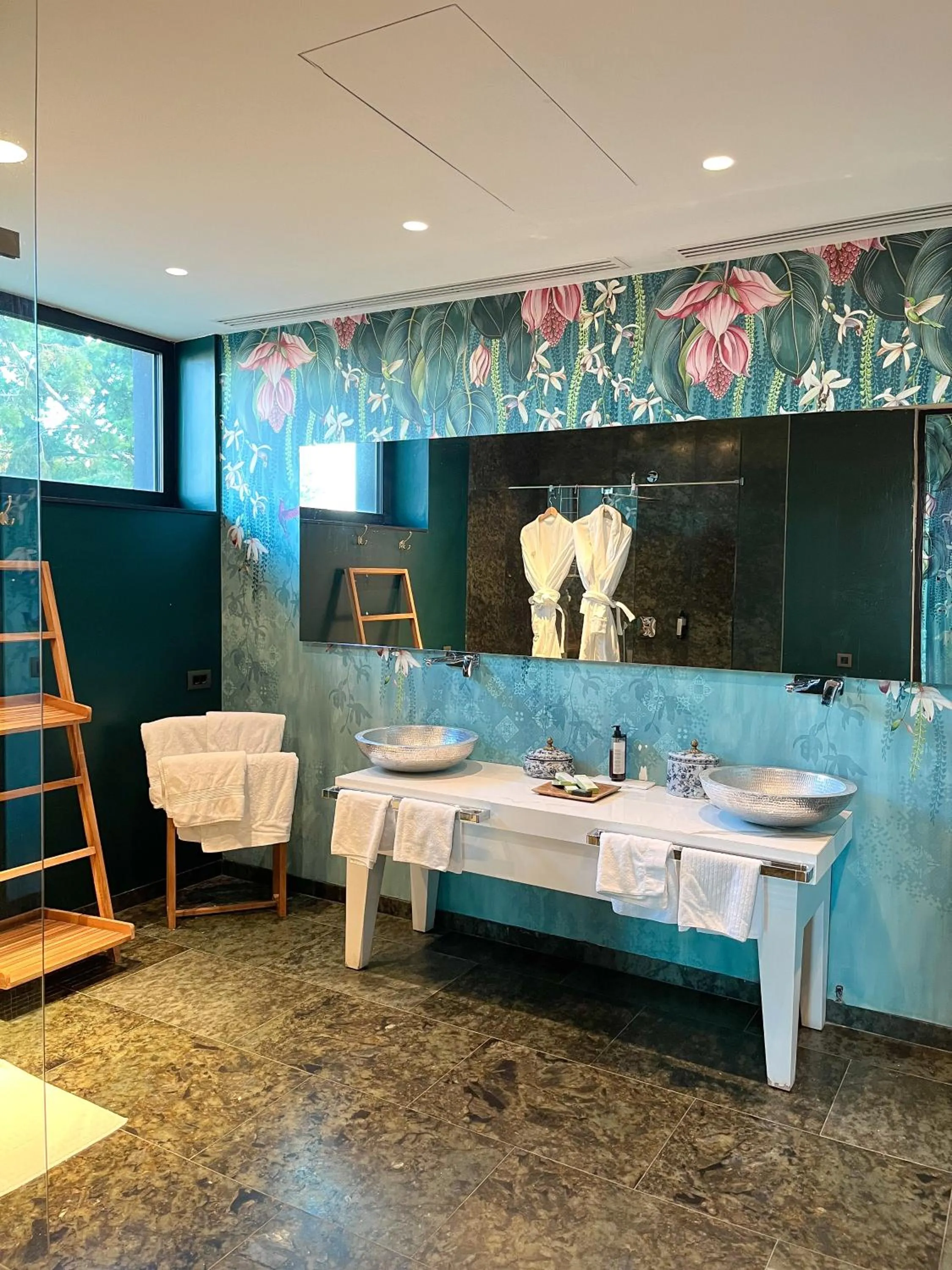 Bathroom in The Babe Boutique Hotel