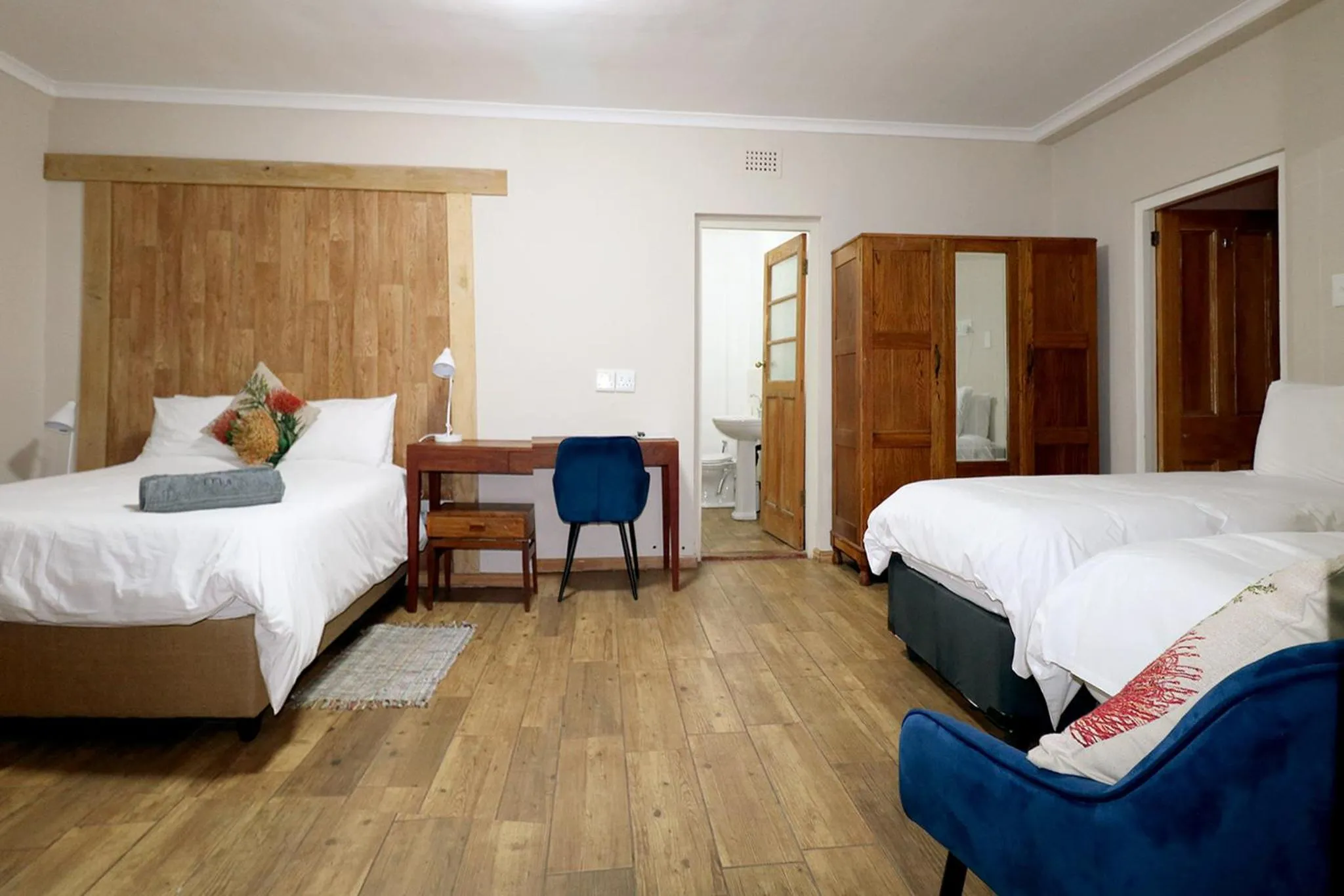 Bed in THE PLACE Muizenberg
