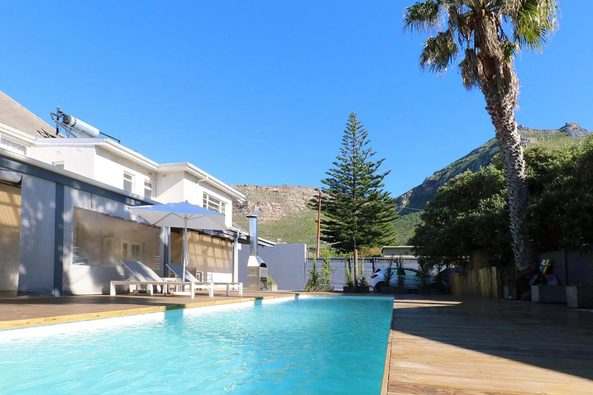 BBQ facilities in THE PLACE Muizenberg