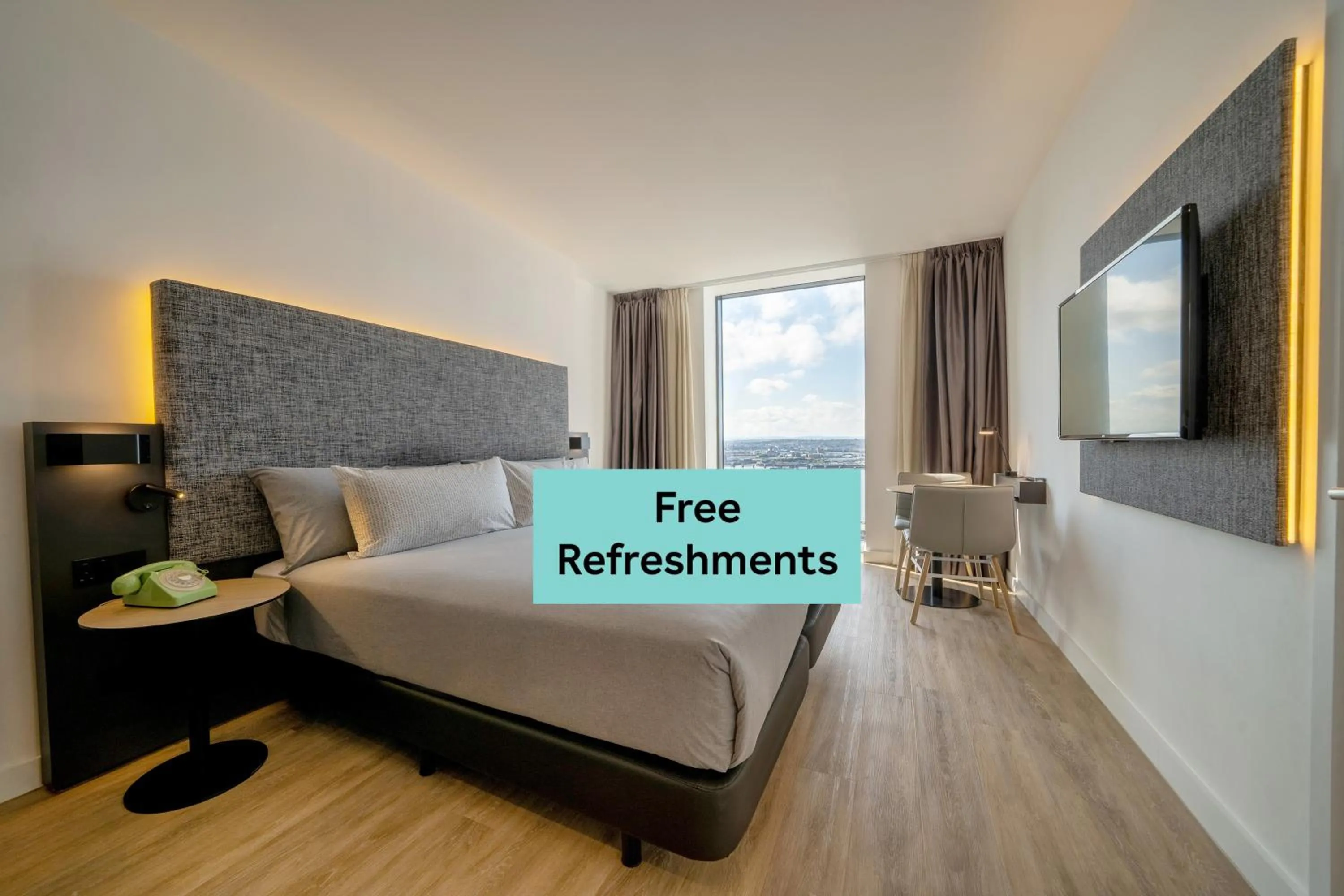 View (from property/room), Bed in INNSiDE by Meliá Liverpool