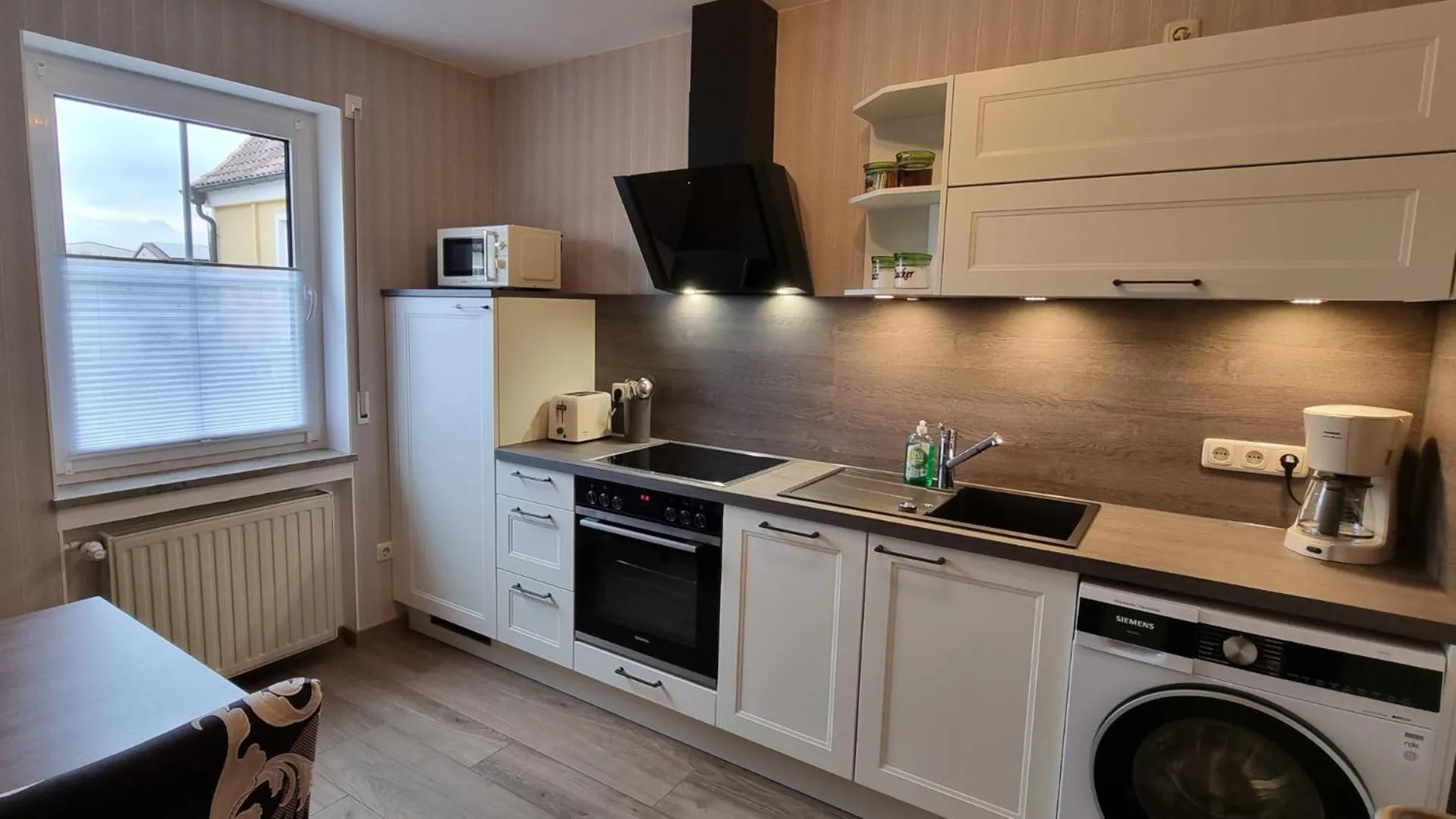 Coffee/tea facilities in Hotel Rhöner Land Garni - Bed & Breakfast