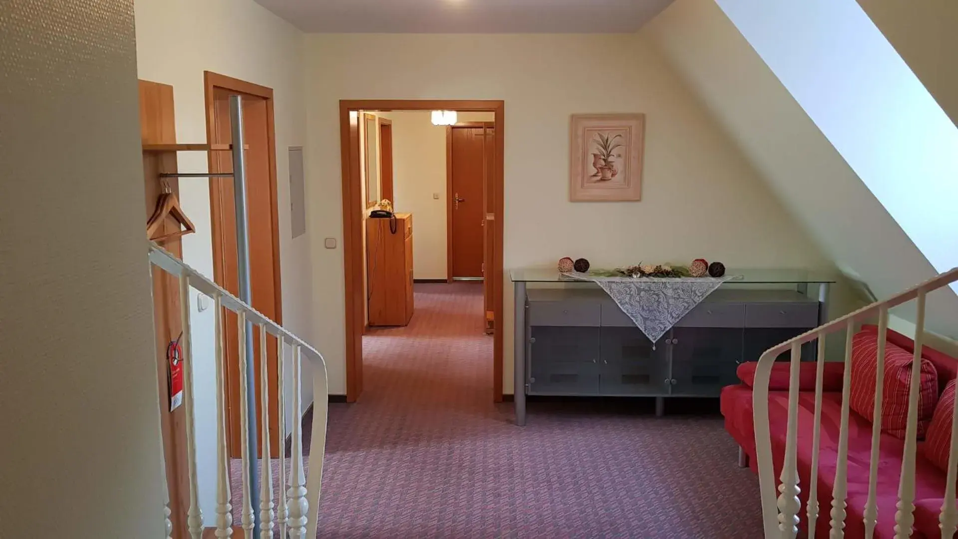 Two-Bedroom Suite - single occupancy in Hotel Rhöner Land Garni - Bed & Breakfast Two-Bedroom Suite - single occupancy in Hotel Rhöner Land Garni - Bed & Breakfast