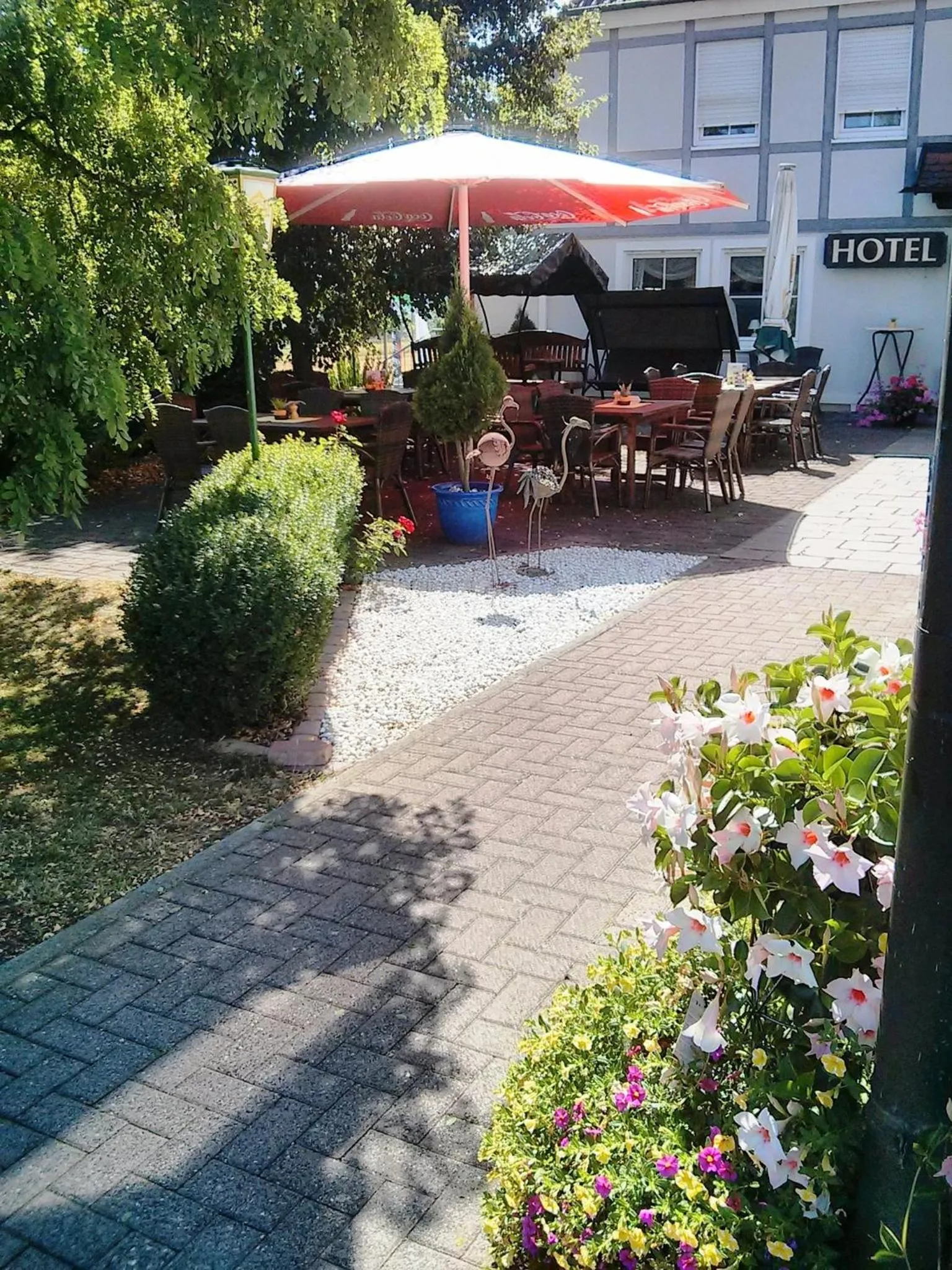 Patio in Hotel Rhöner Land Garni - Bed & Breakfast