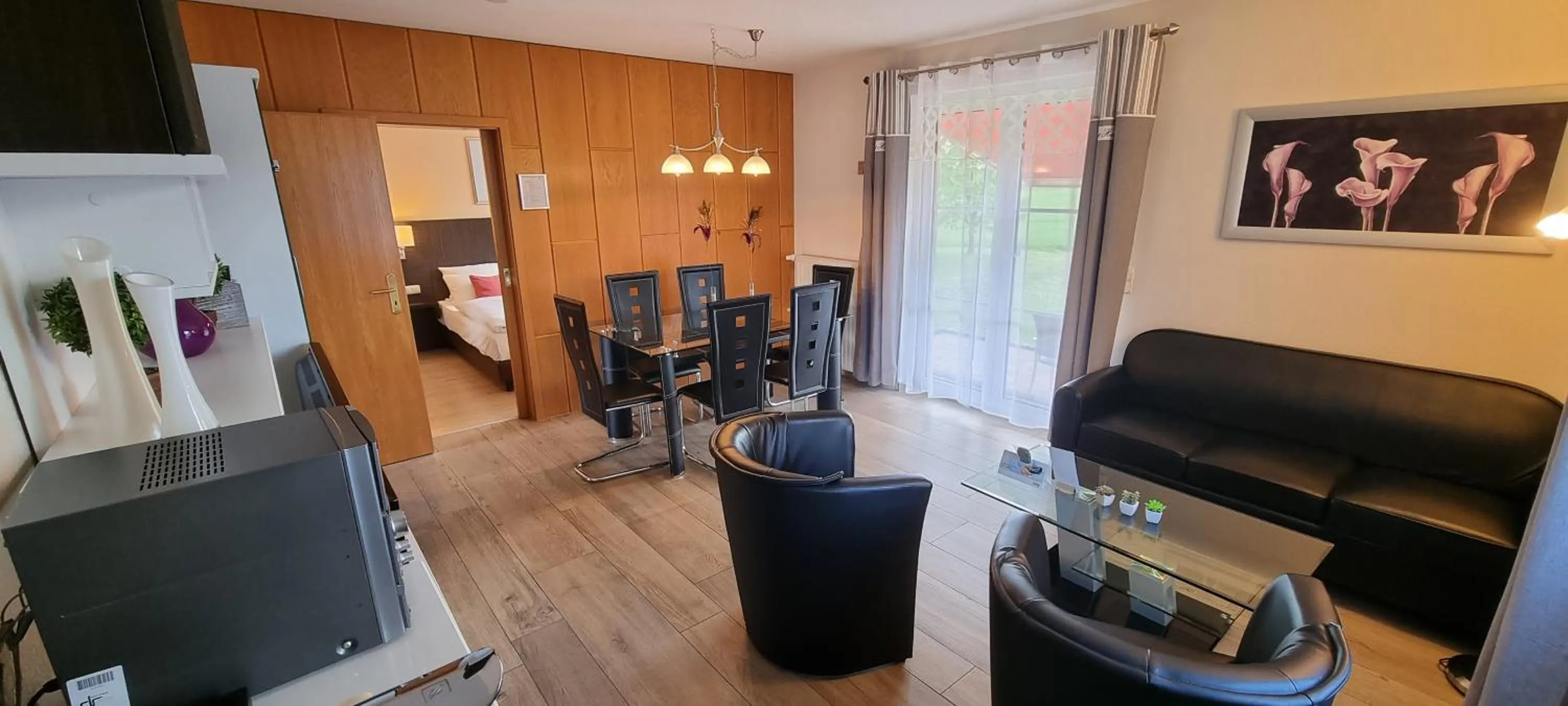 TV and multimedia in Hotel Rhöner Land Garni - Bed & Breakfast