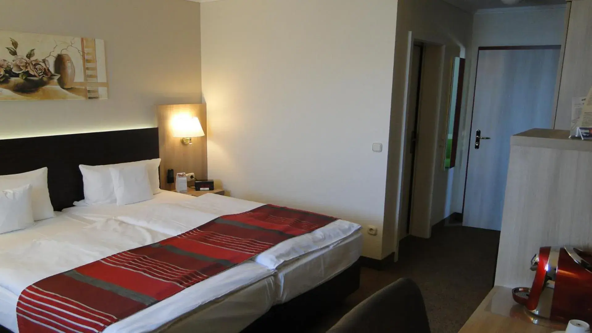 Standard Single Room in Hotel Rhöner Land Garni - Bed & Breakfast Standard Single Room in Hotel Rhöner Land Garni - Bed & Breakfast