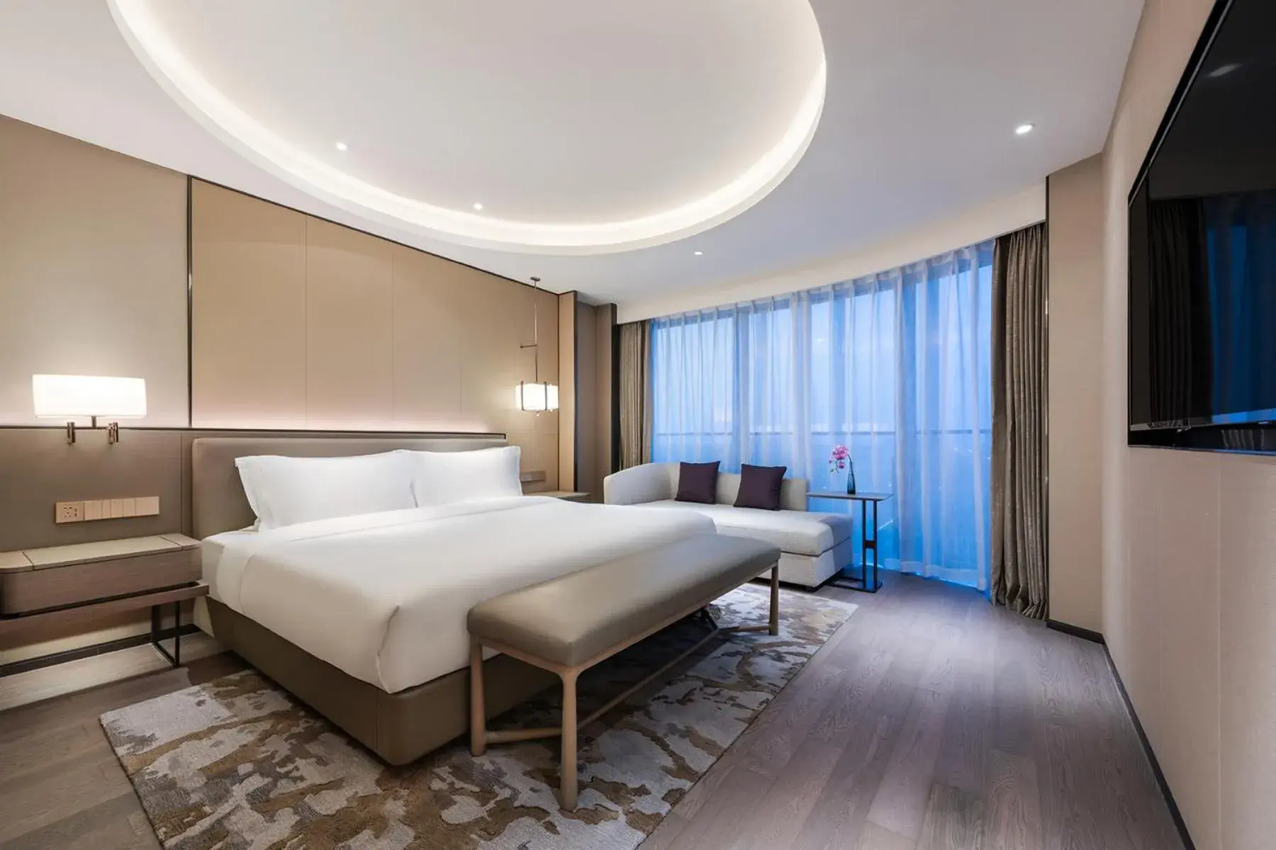 Privilege King Suite in Grand Mercure Shanghai Lingang Privilege King Suite in Grand Mercure Shanghai Lingang