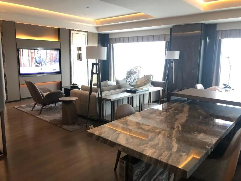 Living room in Grand Mercure Shanghai Lingang