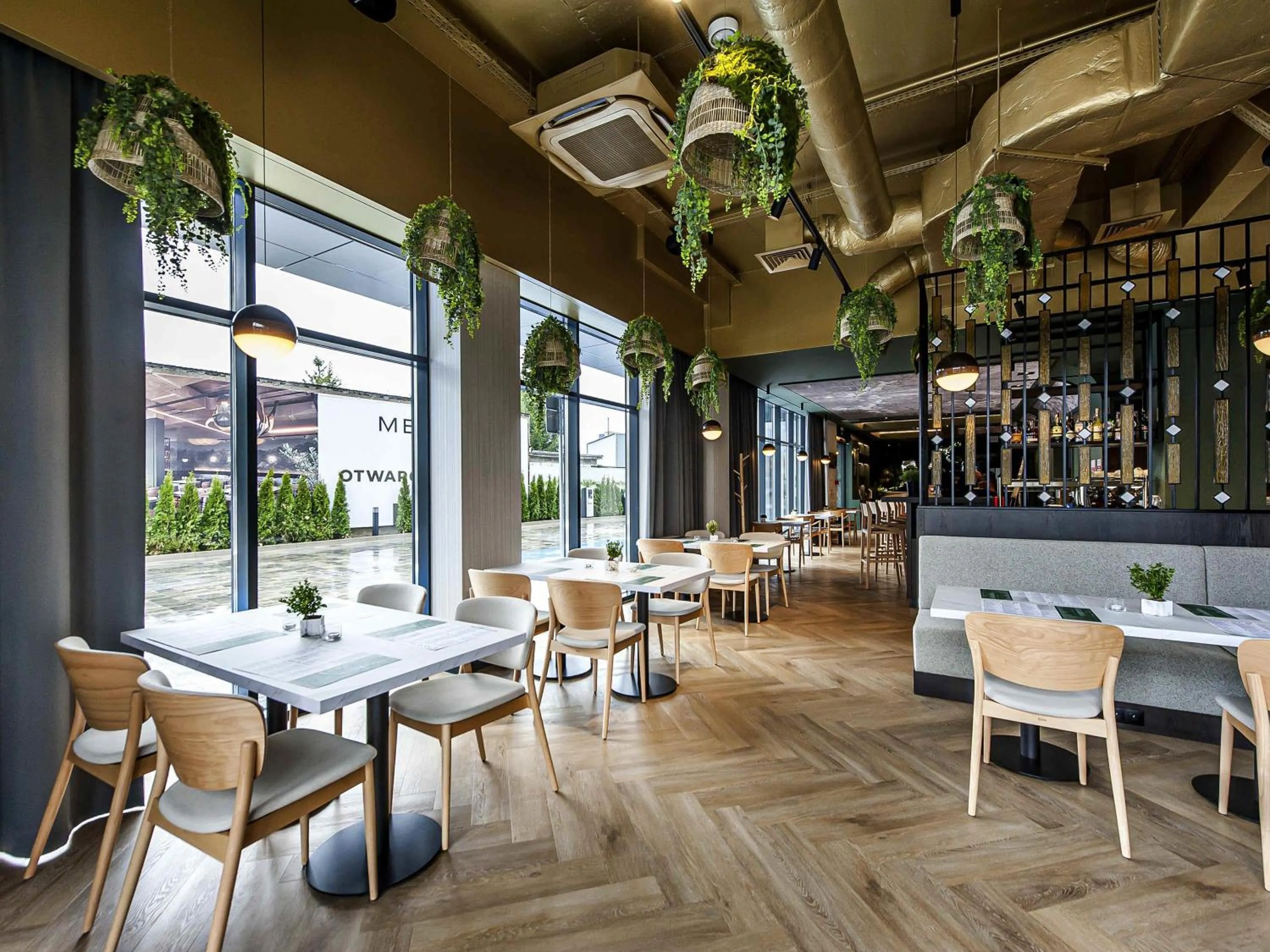 Restaurant/places to eat in Mercure Bialystok