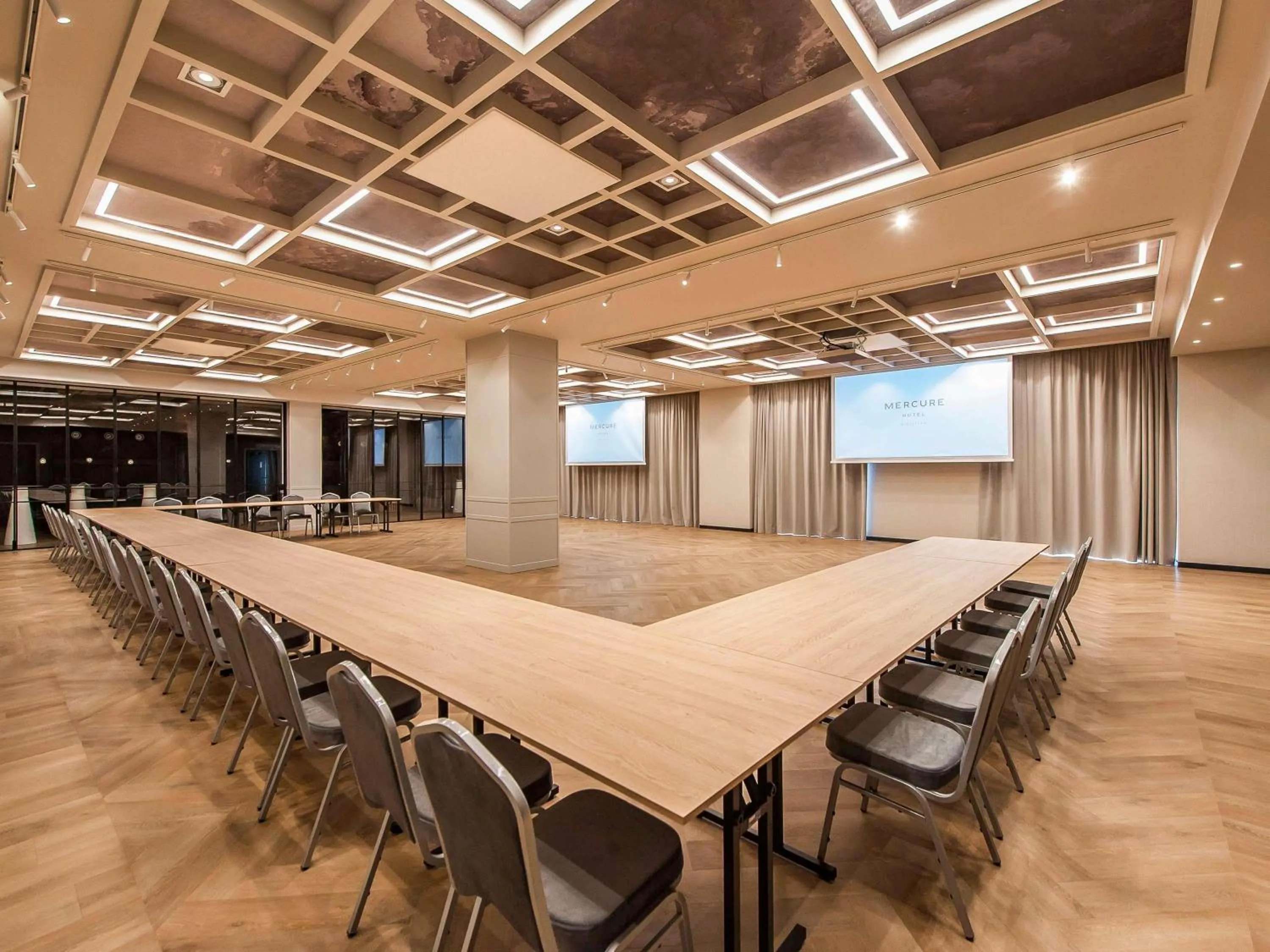 Meeting/conference room in Mercure Bialystok
