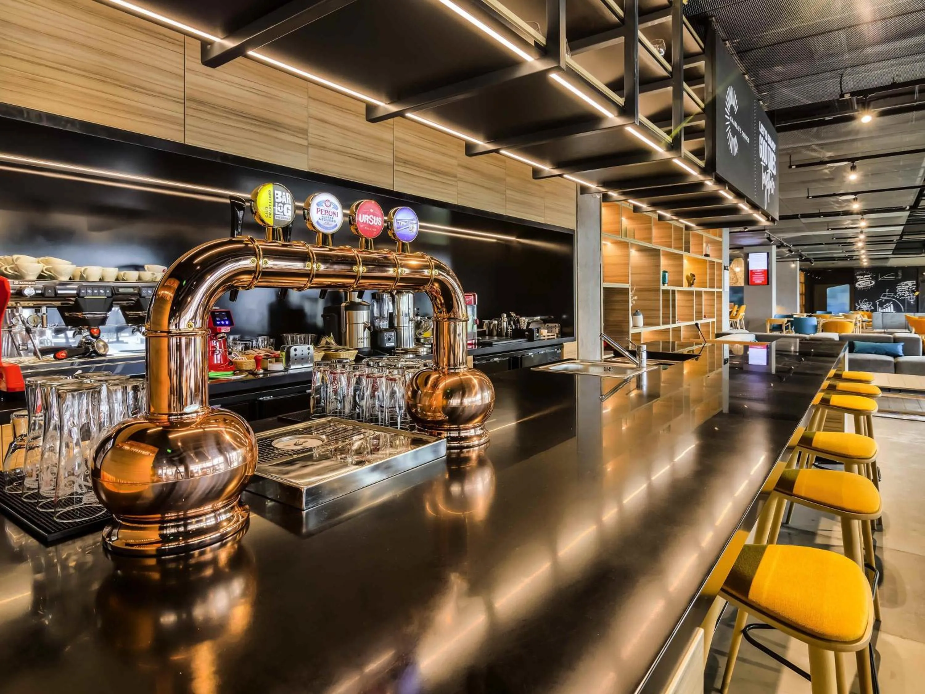 Lounge or bar in ibis Timisoara City Center