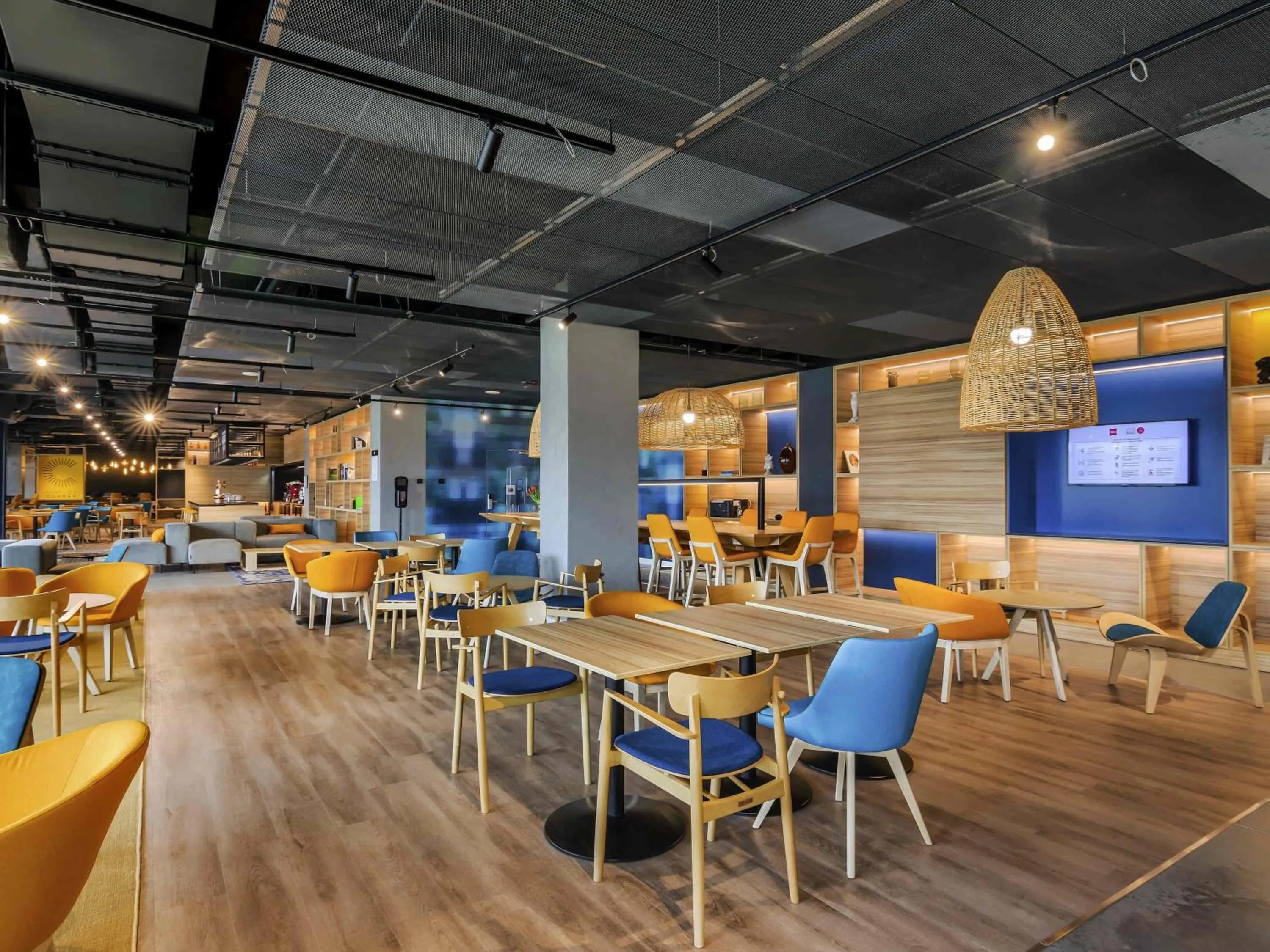 Restaurant/places to eat in ibis Timisoara City Center