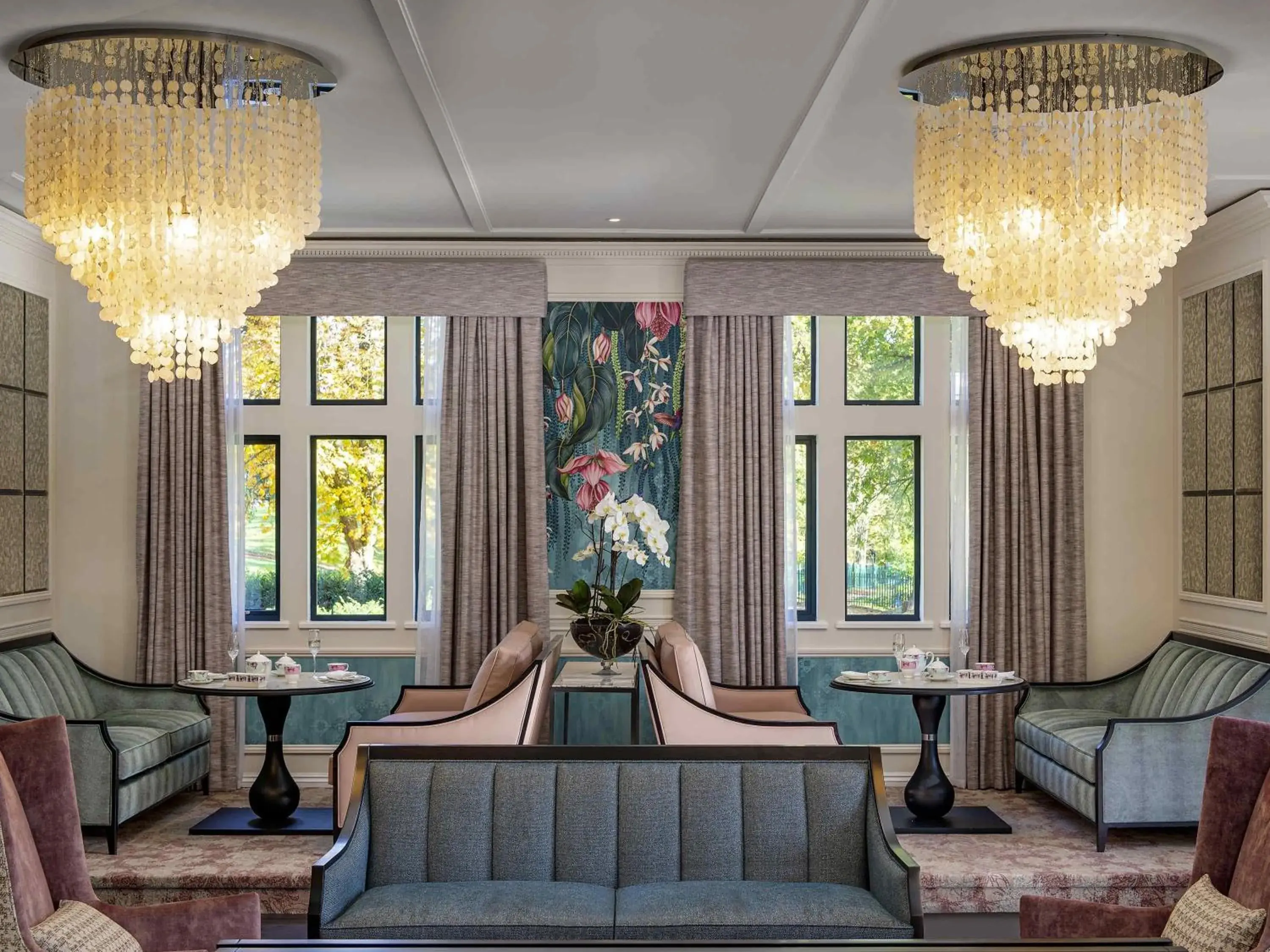 Restaurant/places to eat in Fairmont Windsor Park Restaurant/places to eat in Fairmont Windsor Park