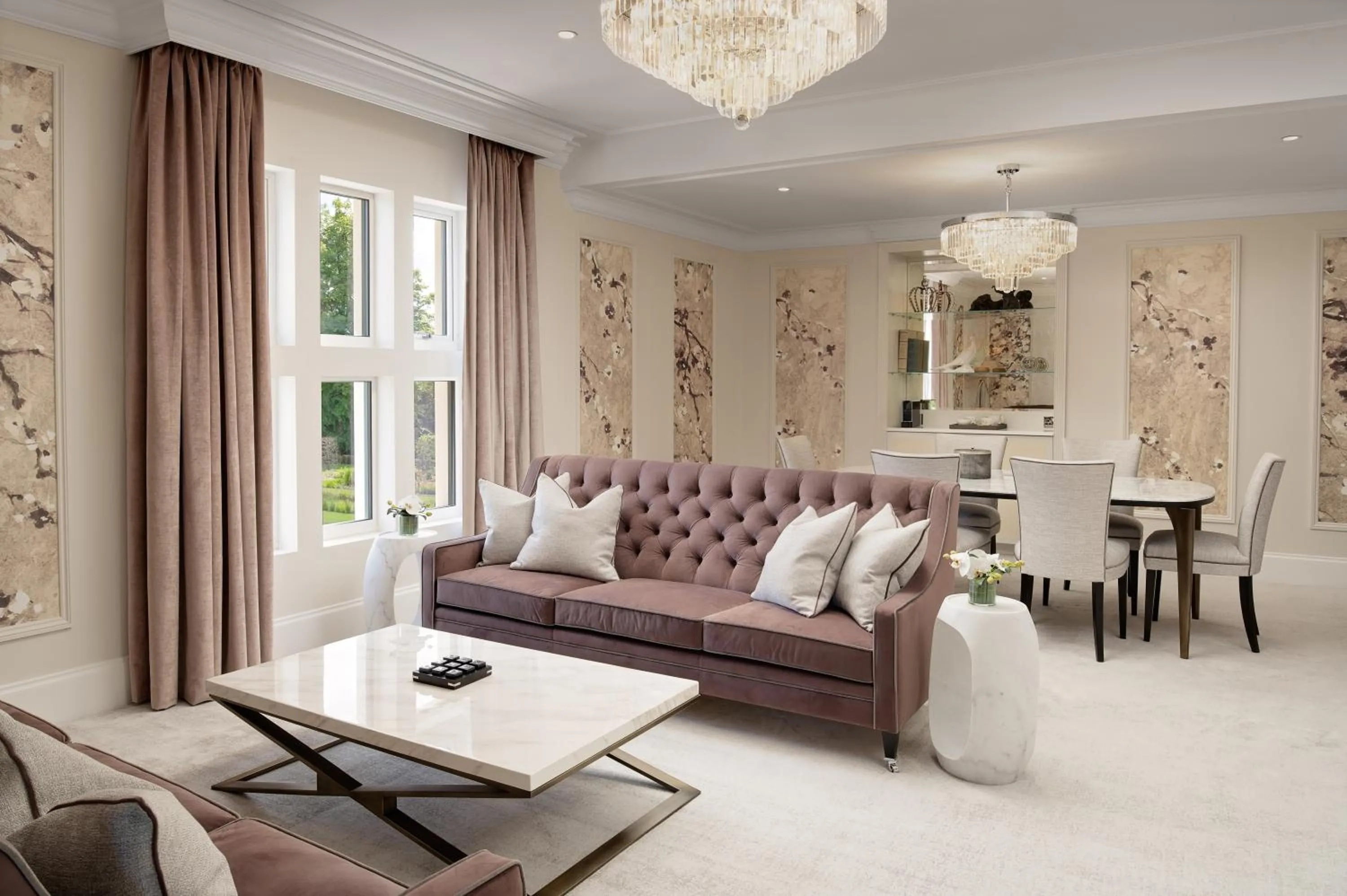 Living room in Fairmont Windsor Park
