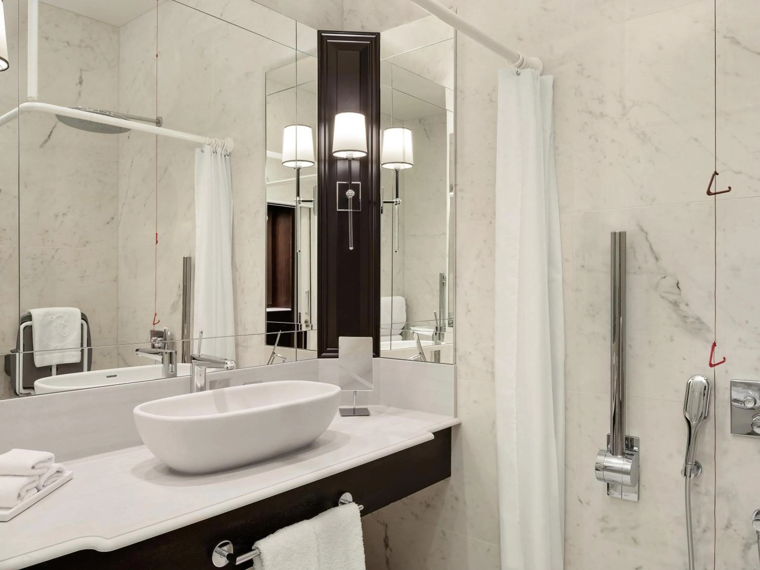 Bedroom in Fairmont Windsor Park