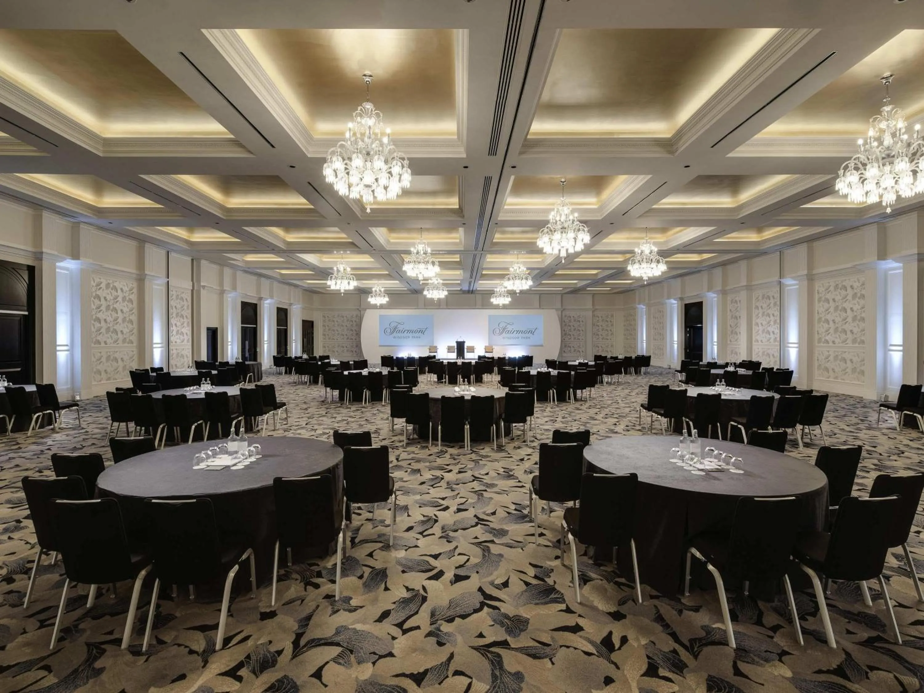 Meeting/conference room in Fairmont Windsor Park