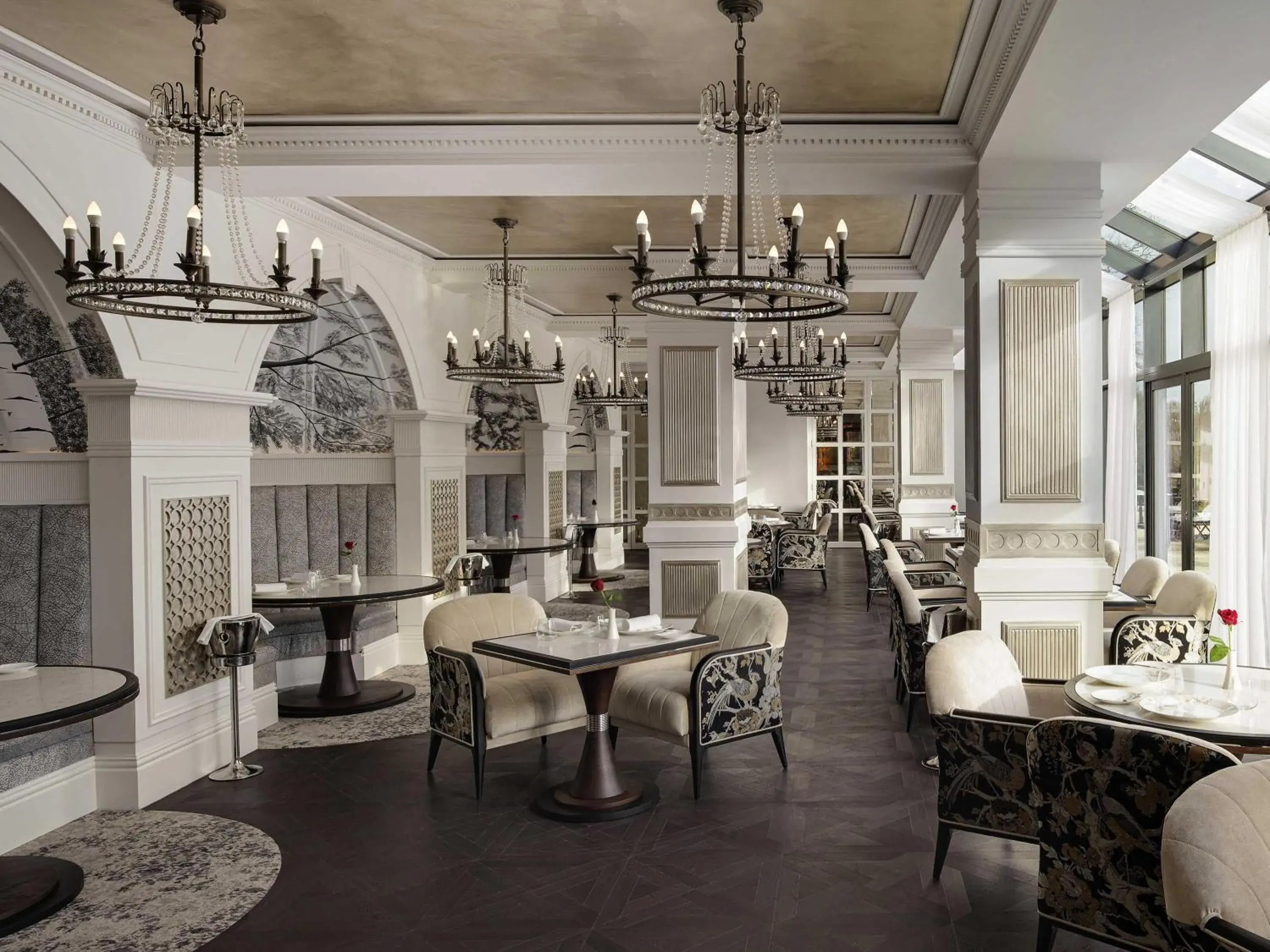 Restaurant/places to eat in Fairmont Windsor Park Restaurant/places to eat in Fairmont Windsor Park