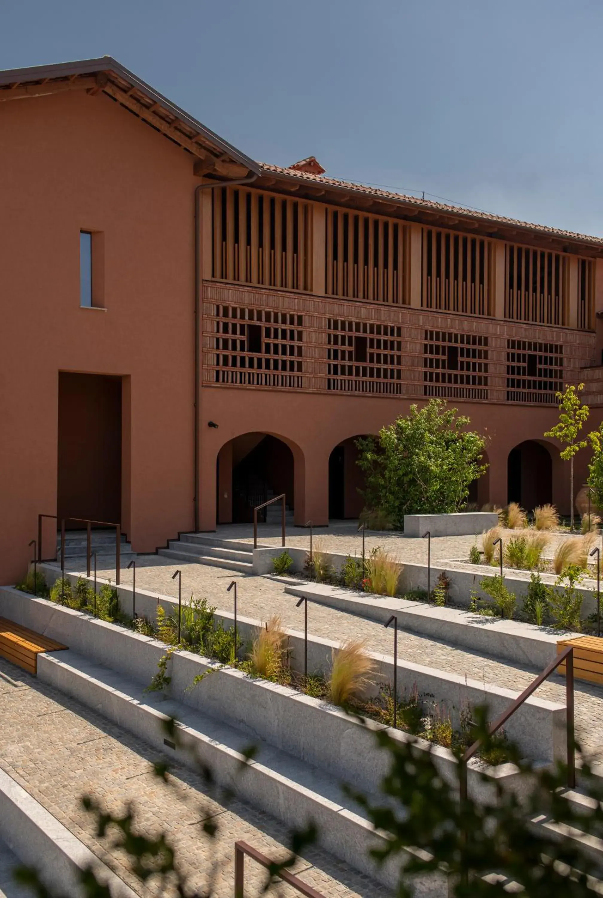 Property building in Casa di Langa Property building in Casa di Langa