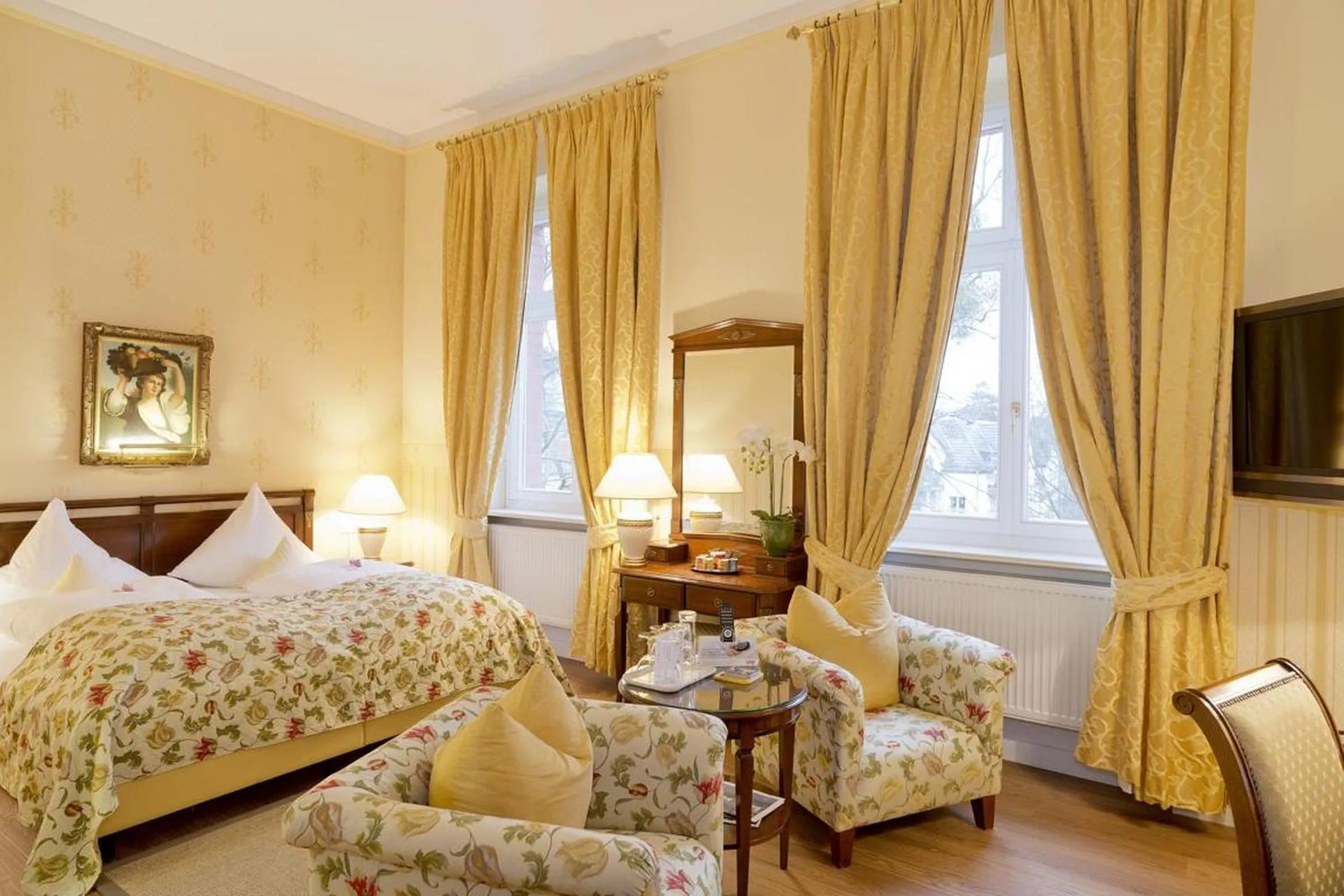 Photo of the whole room, Bed in Hotel Villa Monte Vino