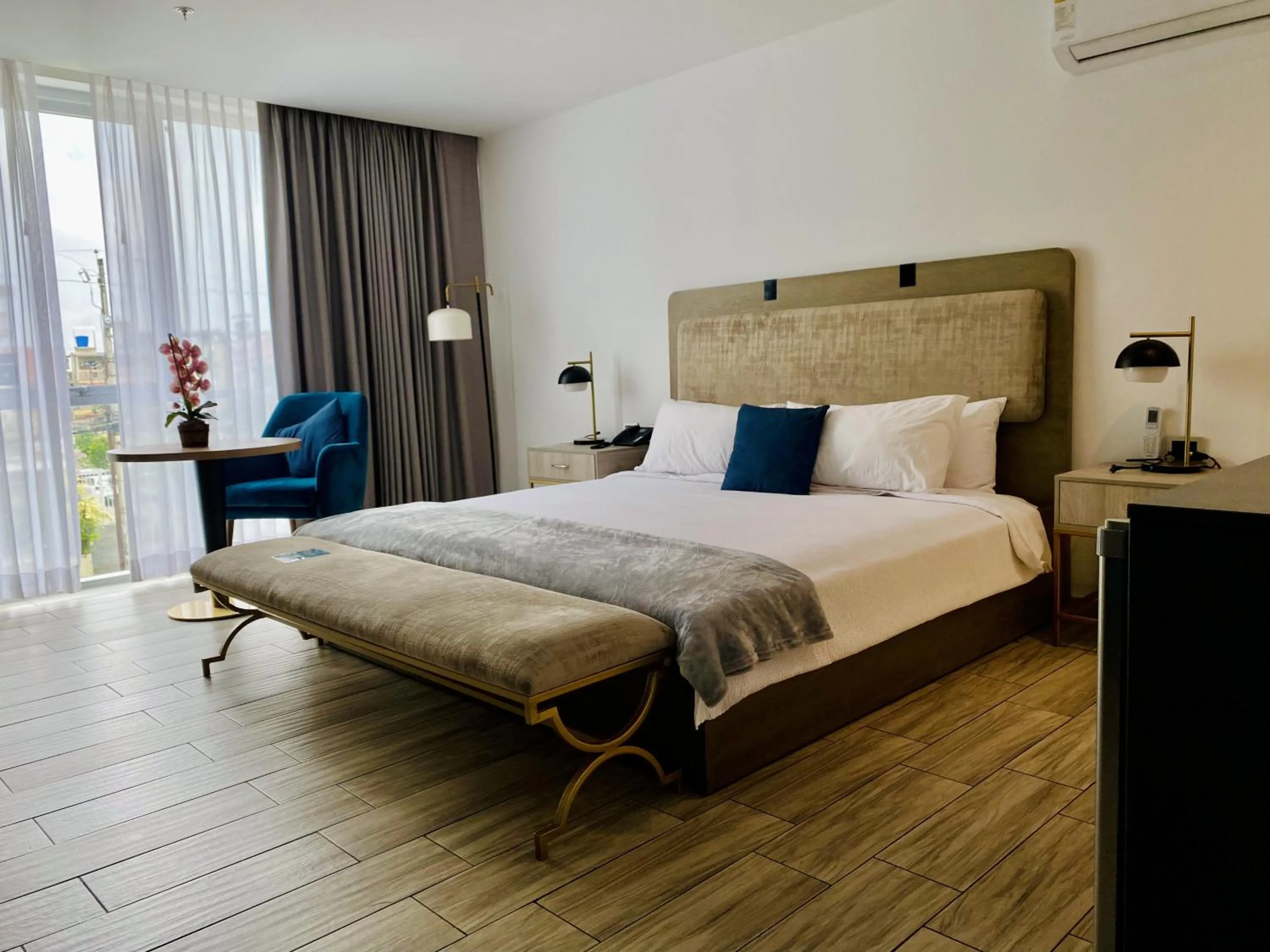 Decorative detail, Bed in Hotel Puerto Pacifico Guayaquil Airport