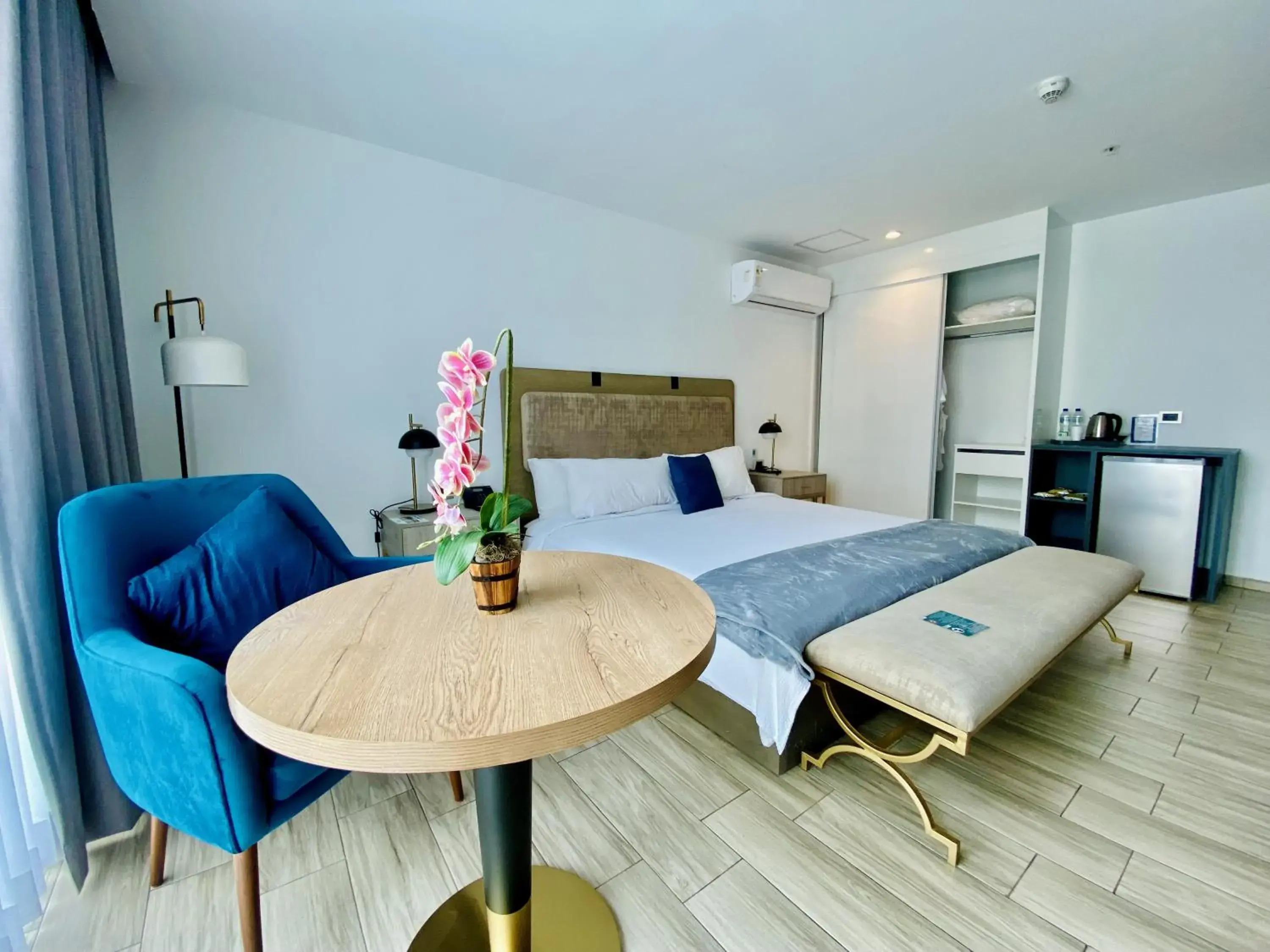 Suite in Hotel Puerto Pacifico Guayaquil Airport Suite in Hotel Puerto Pacifico Guayaquil Airport