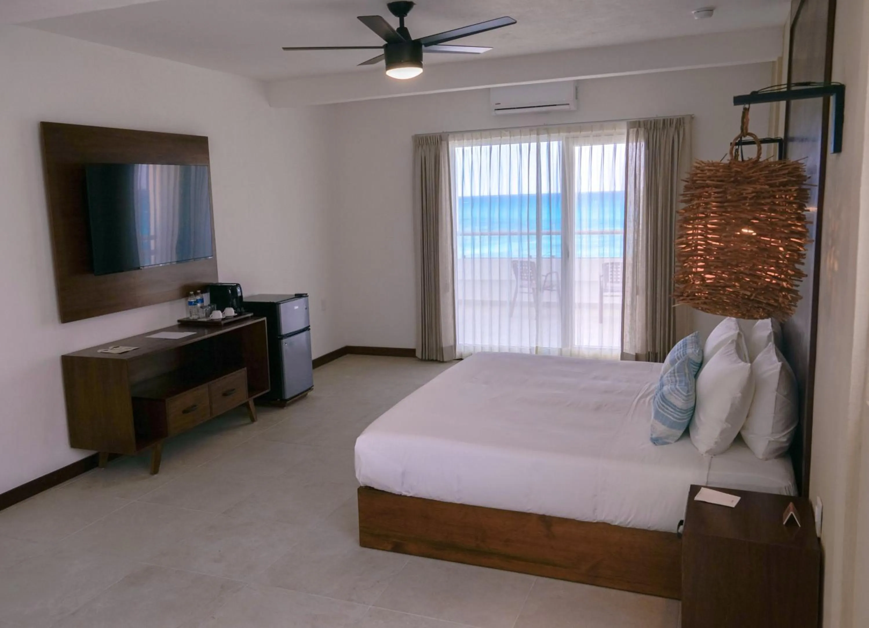 Decorative detail, Bed in The Mint Resort Isla Mujeres