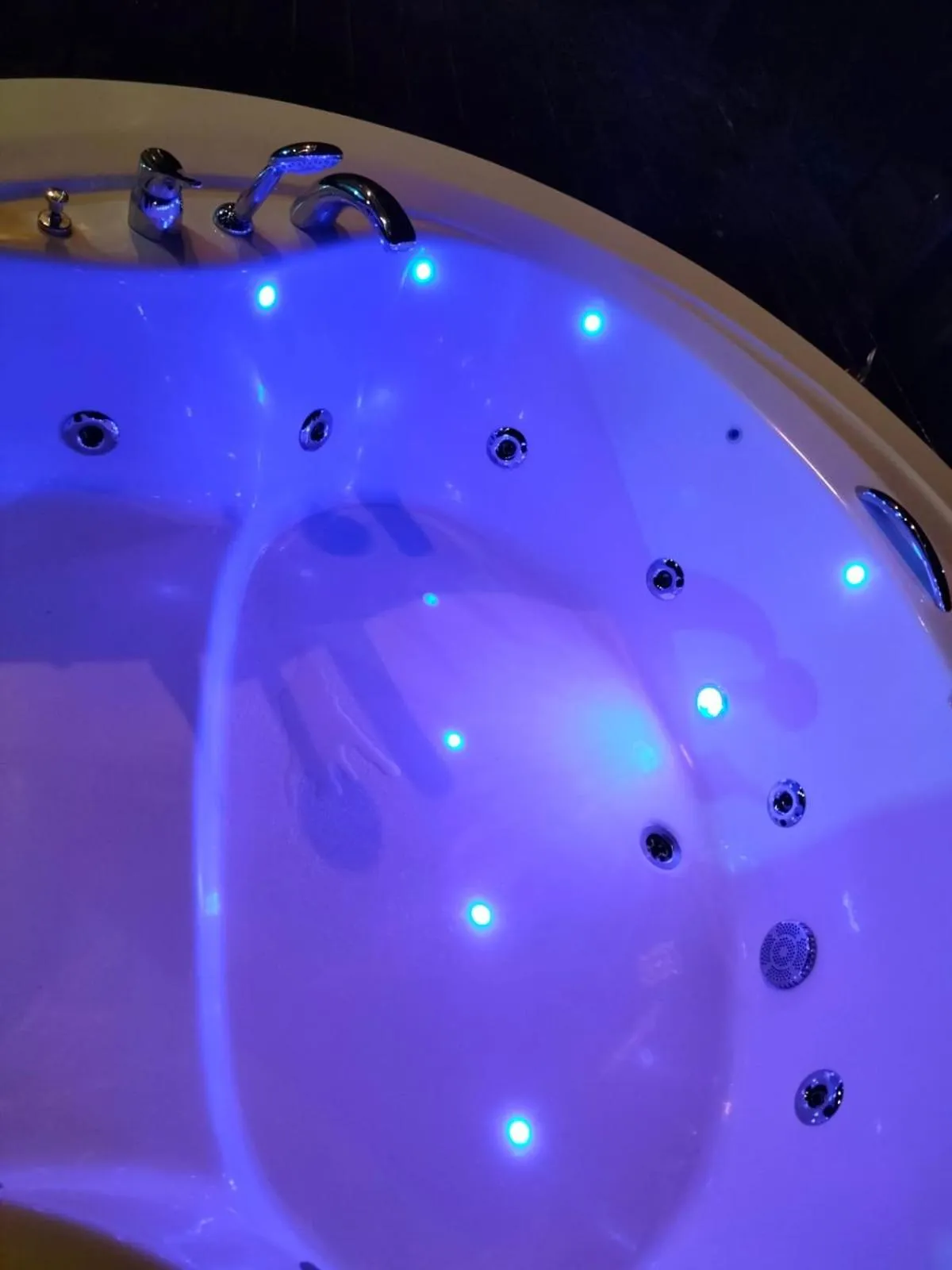 Hot Tub in Sapanca Çağlayan Bungalow