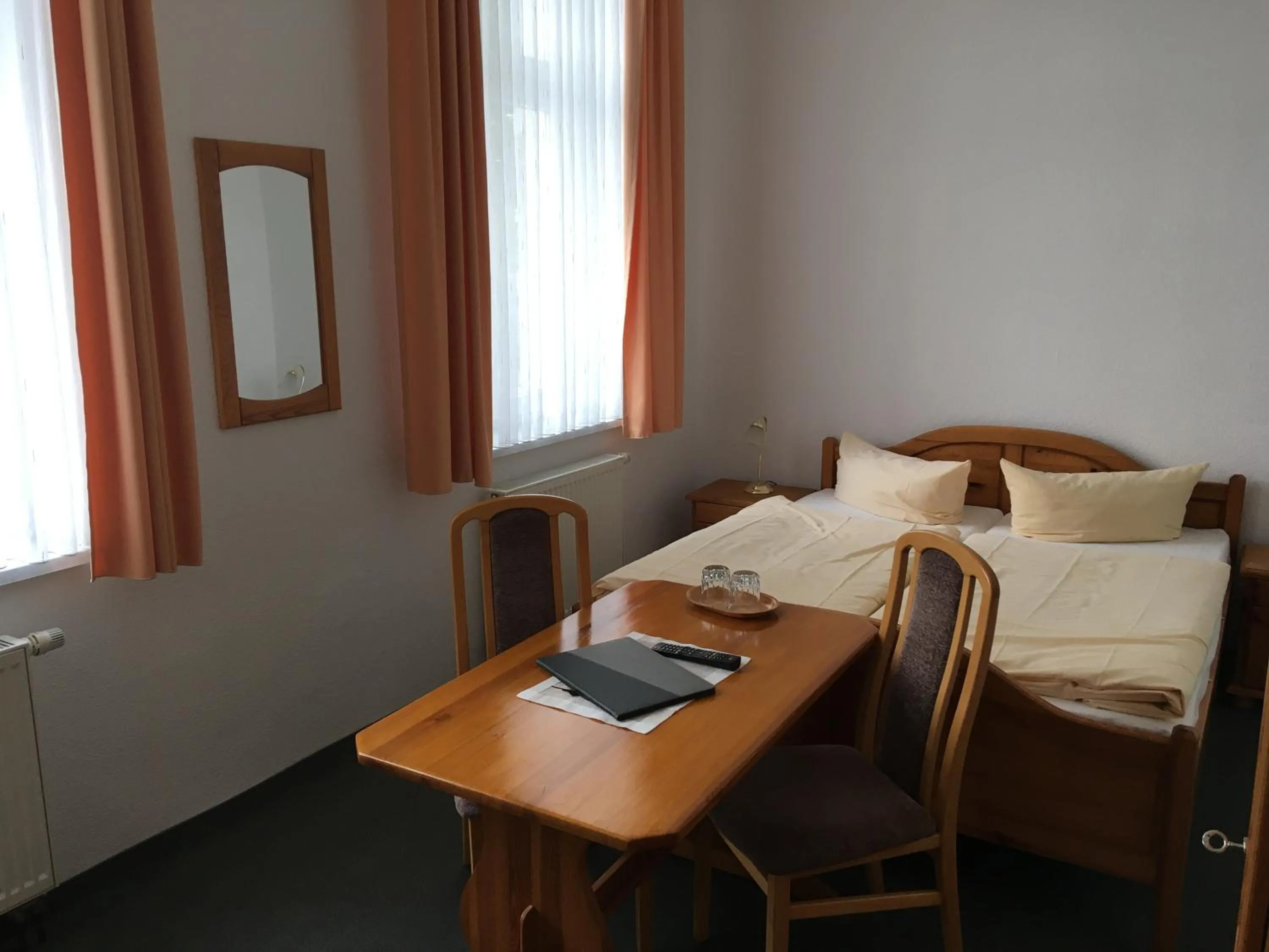 Double Room with Lake View in Stadtsee-Pension Templin