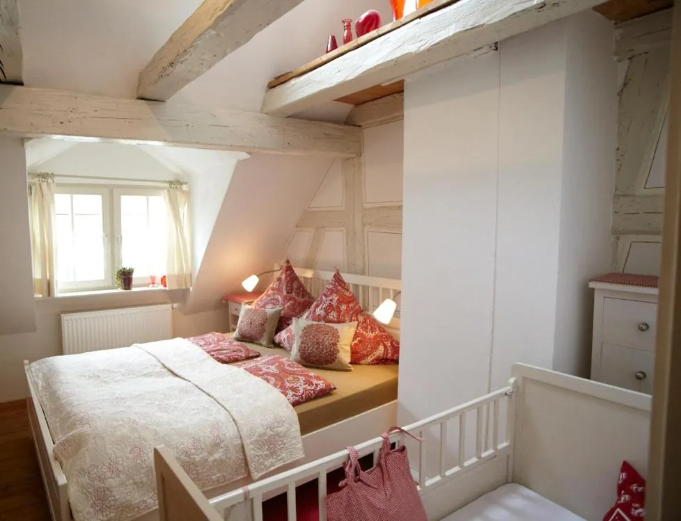 Bed in Gästehaus Alter Graben 8