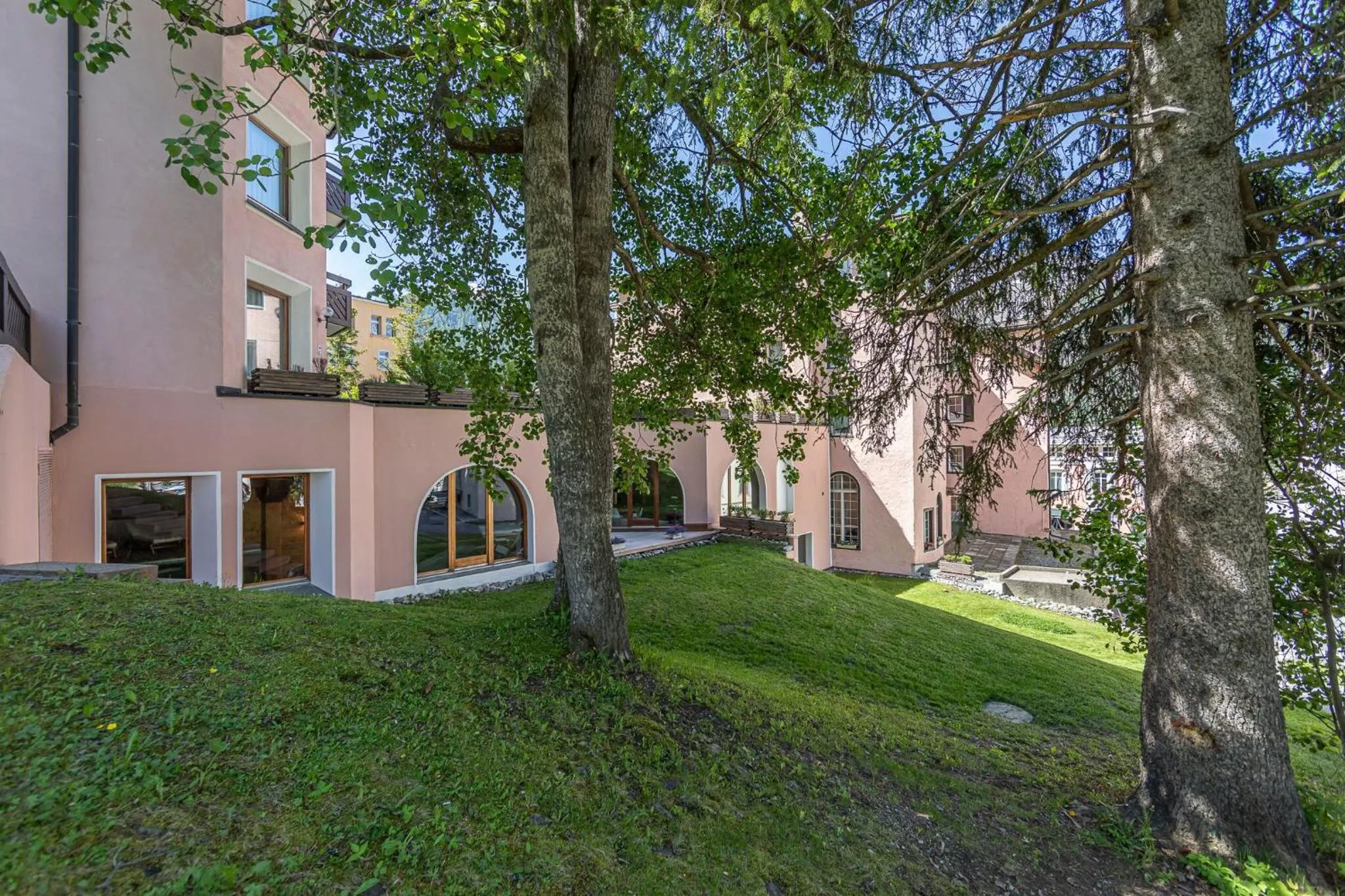 Property building in Hotel Rosatsch