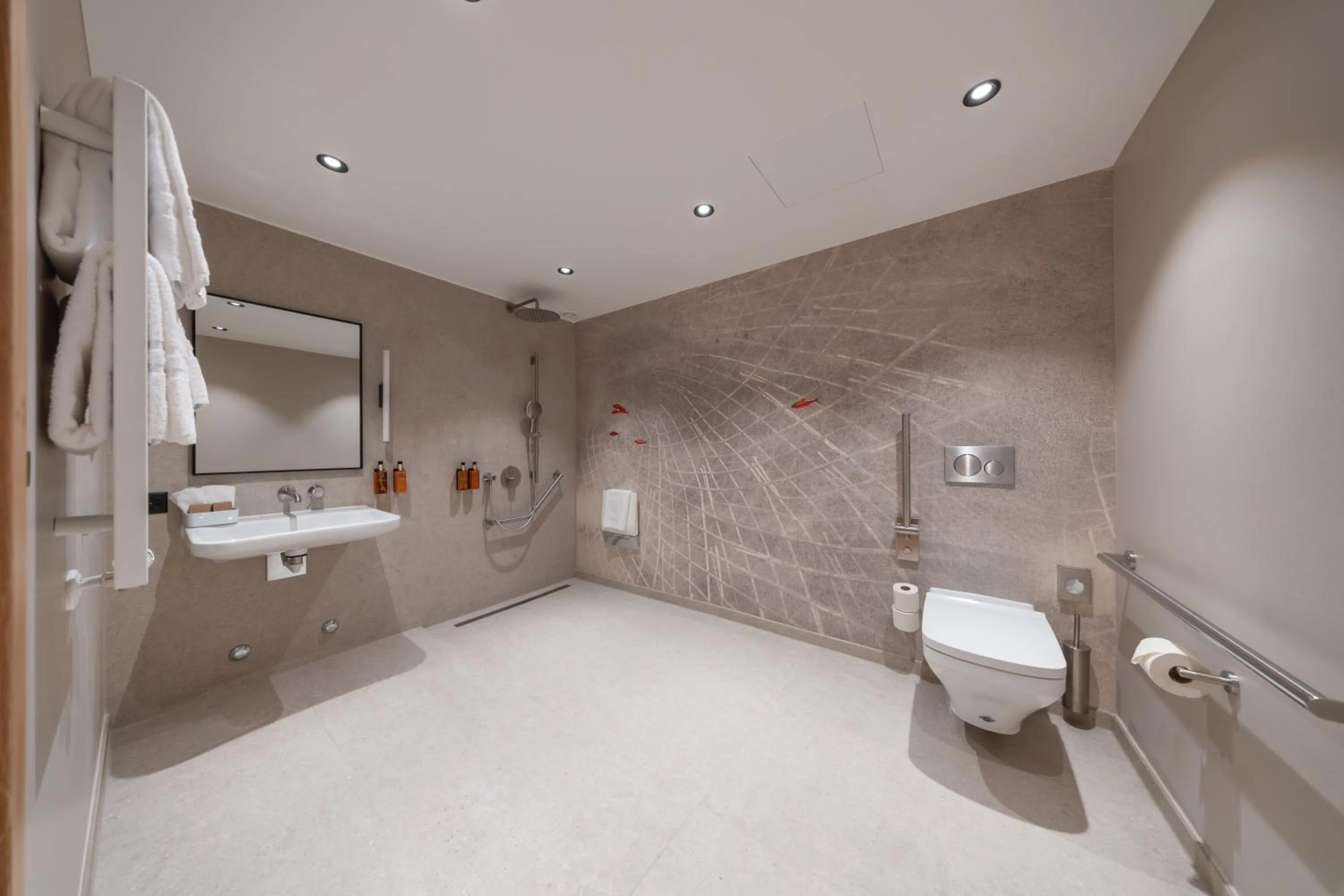 Shower in Hotel Rosatsch