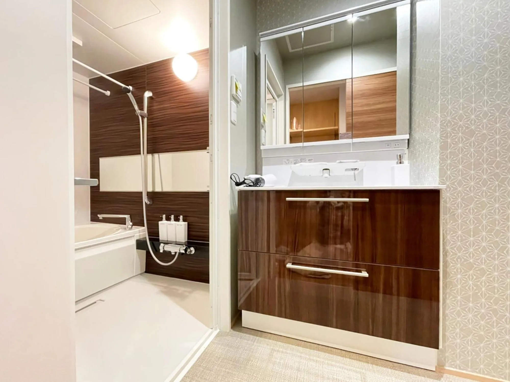 Shower in HOTEL CLA-SS HIROSHIMA-DOBASHI