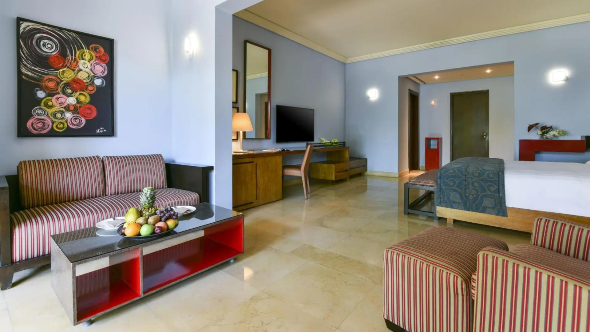 Living room, Bed in Kempinski Hotel Ishtar Dead Sea