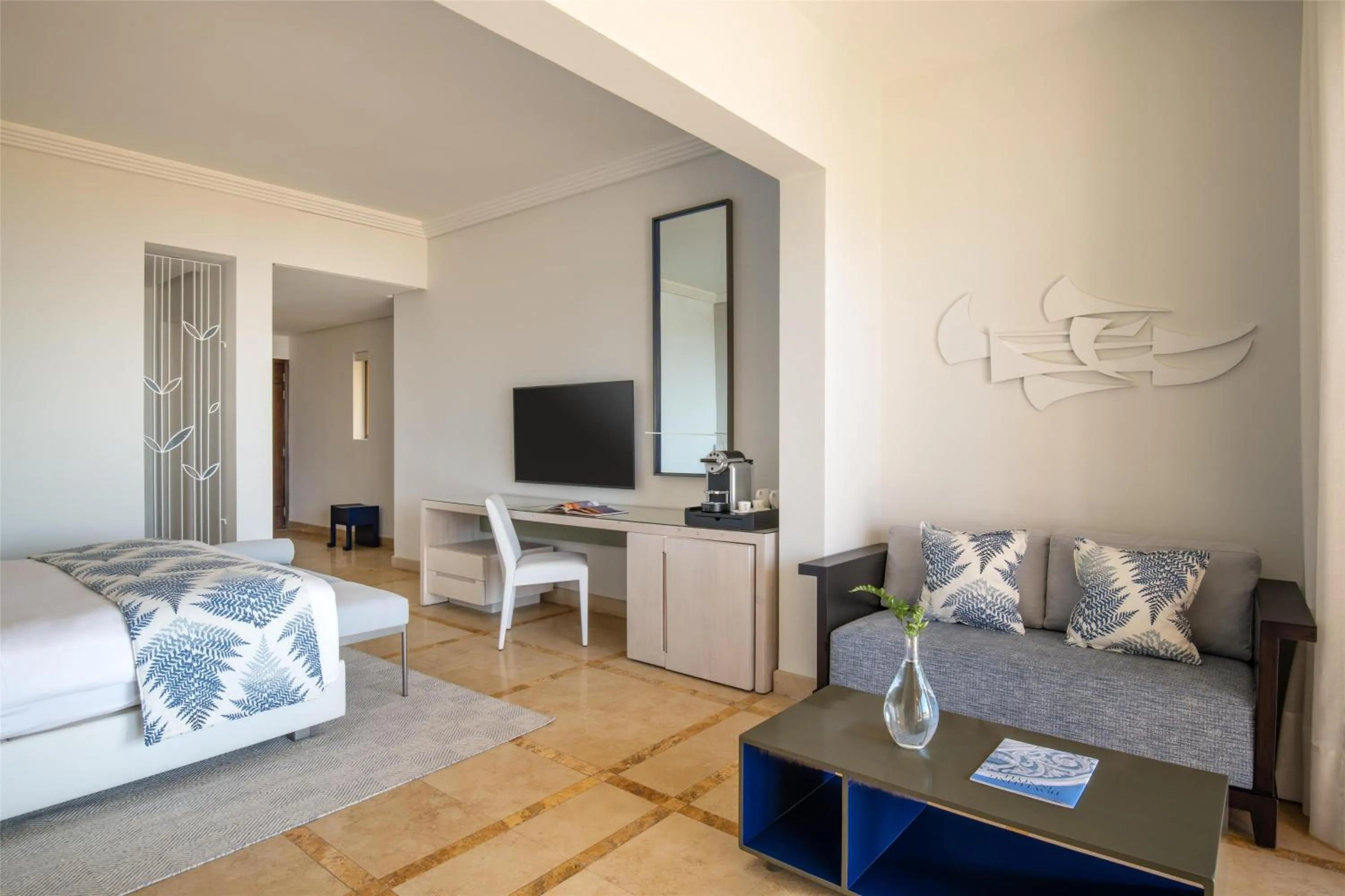 Bedroom, Bed in Kempinski Hotel Ishtar Dead Sea