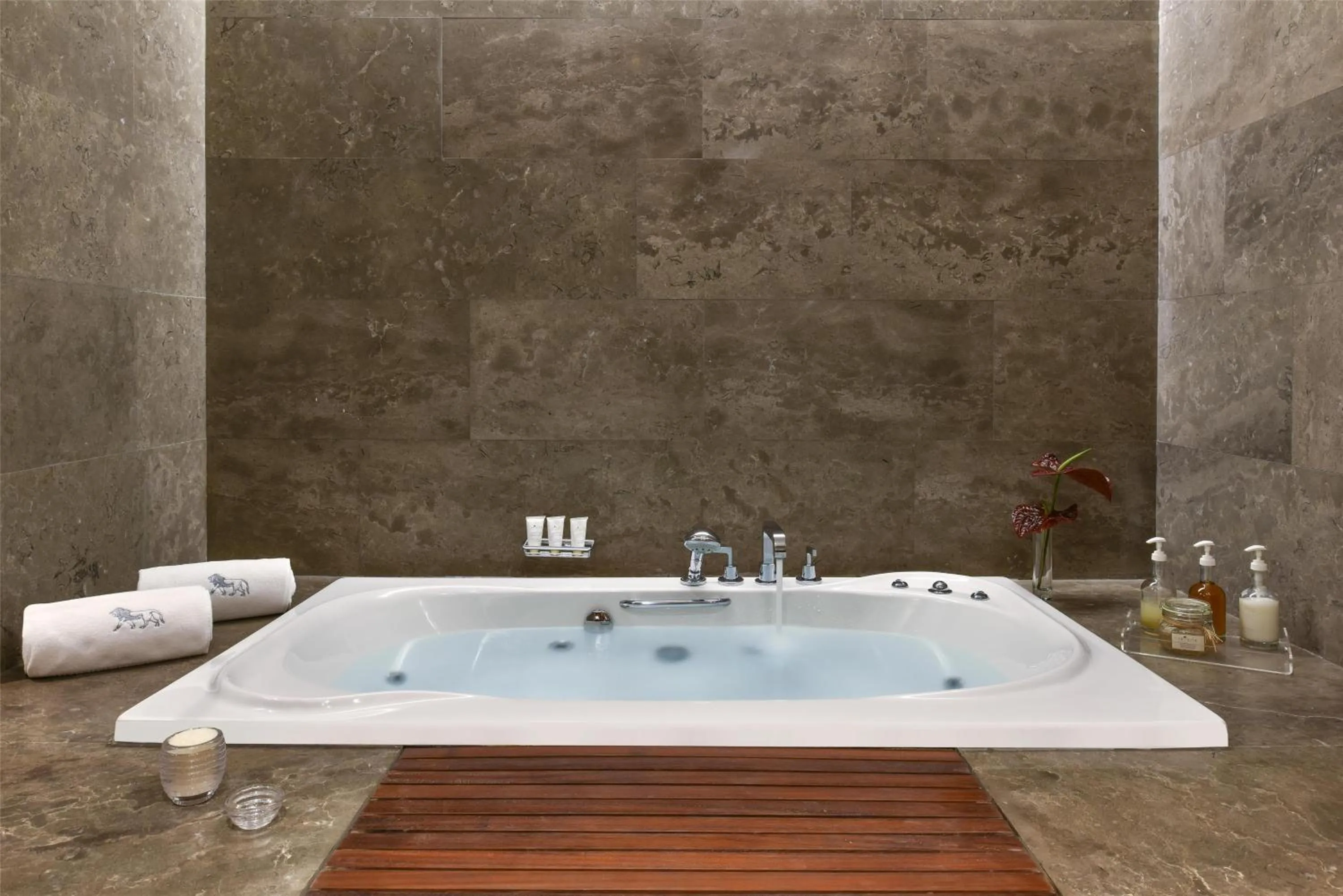 Bedroom in Kempinski Hotel Ishtar Dead Sea