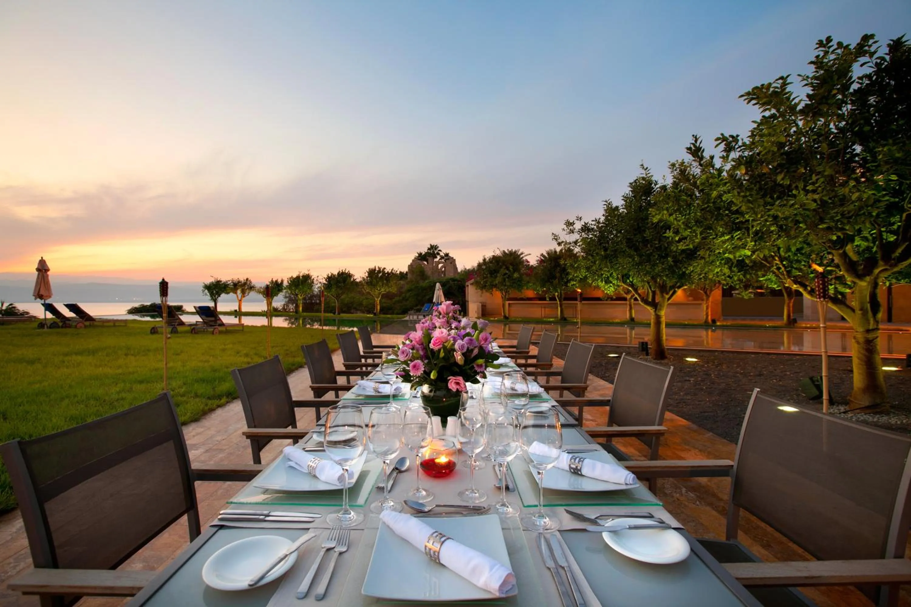 Restaurant/places to eat in Kempinski Hotel Ishtar Dead Sea