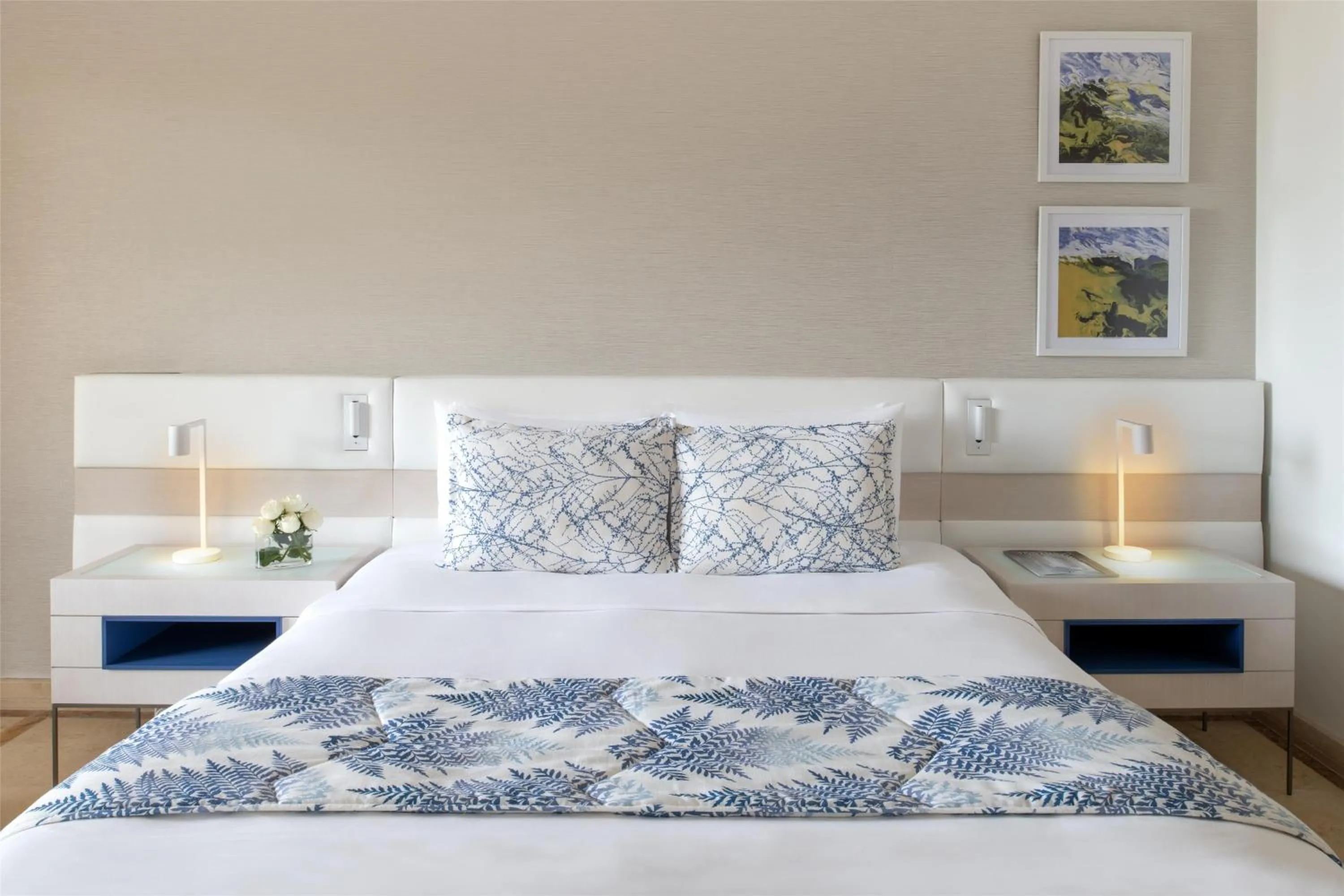 Bedroom, Bed in Kempinski Hotel Ishtar Dead Sea