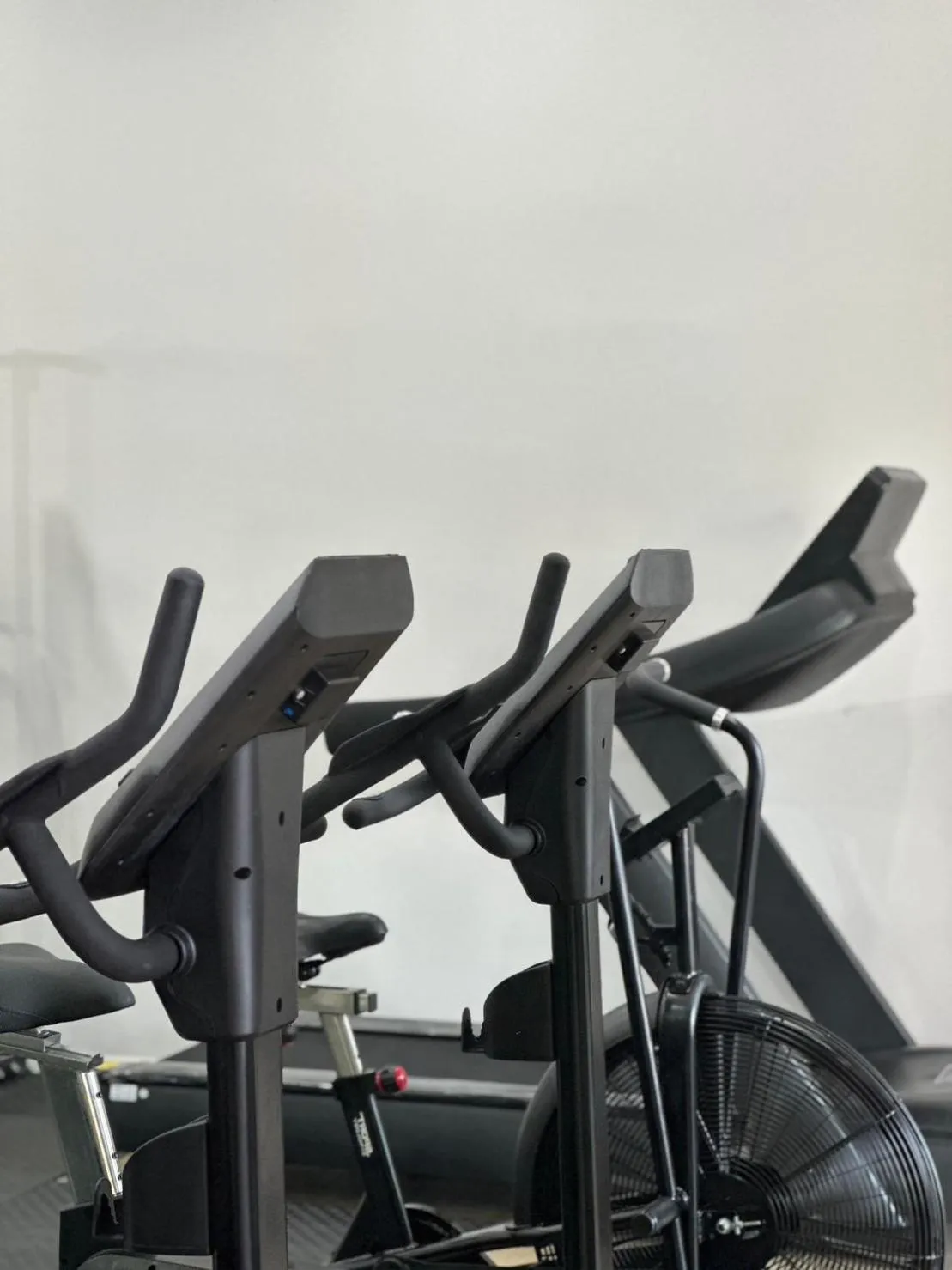 Fitness centre/facilities in bliQ Hotel Chanthaburi