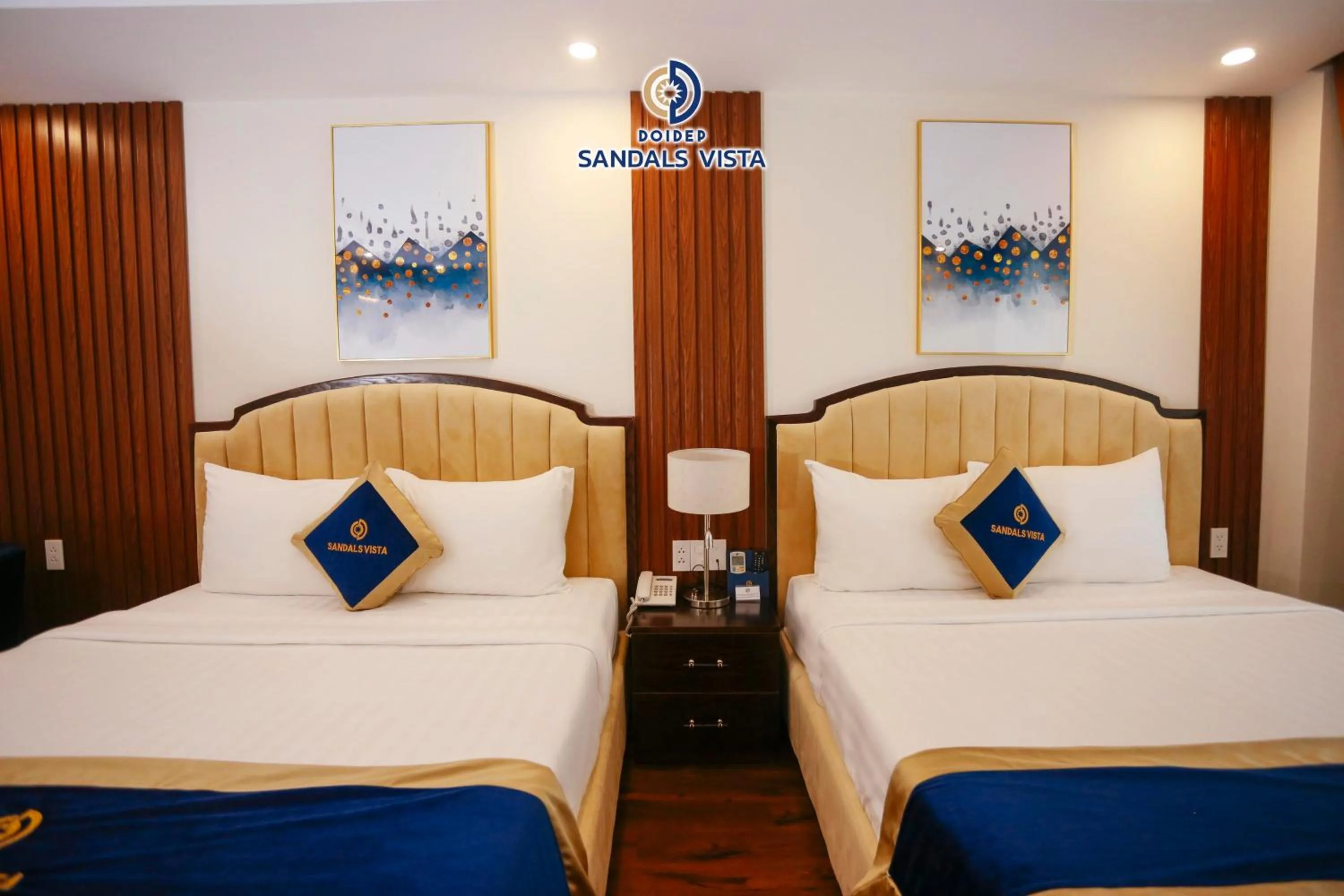 Bedroom, Bed in Sandals Vista Hotel