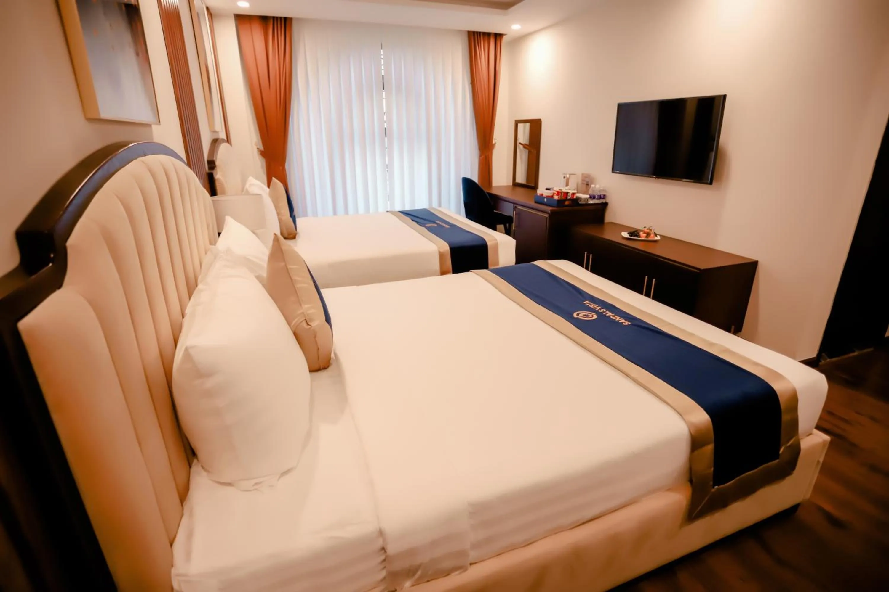 Bedroom, Bed in Sandals Vista Hotel