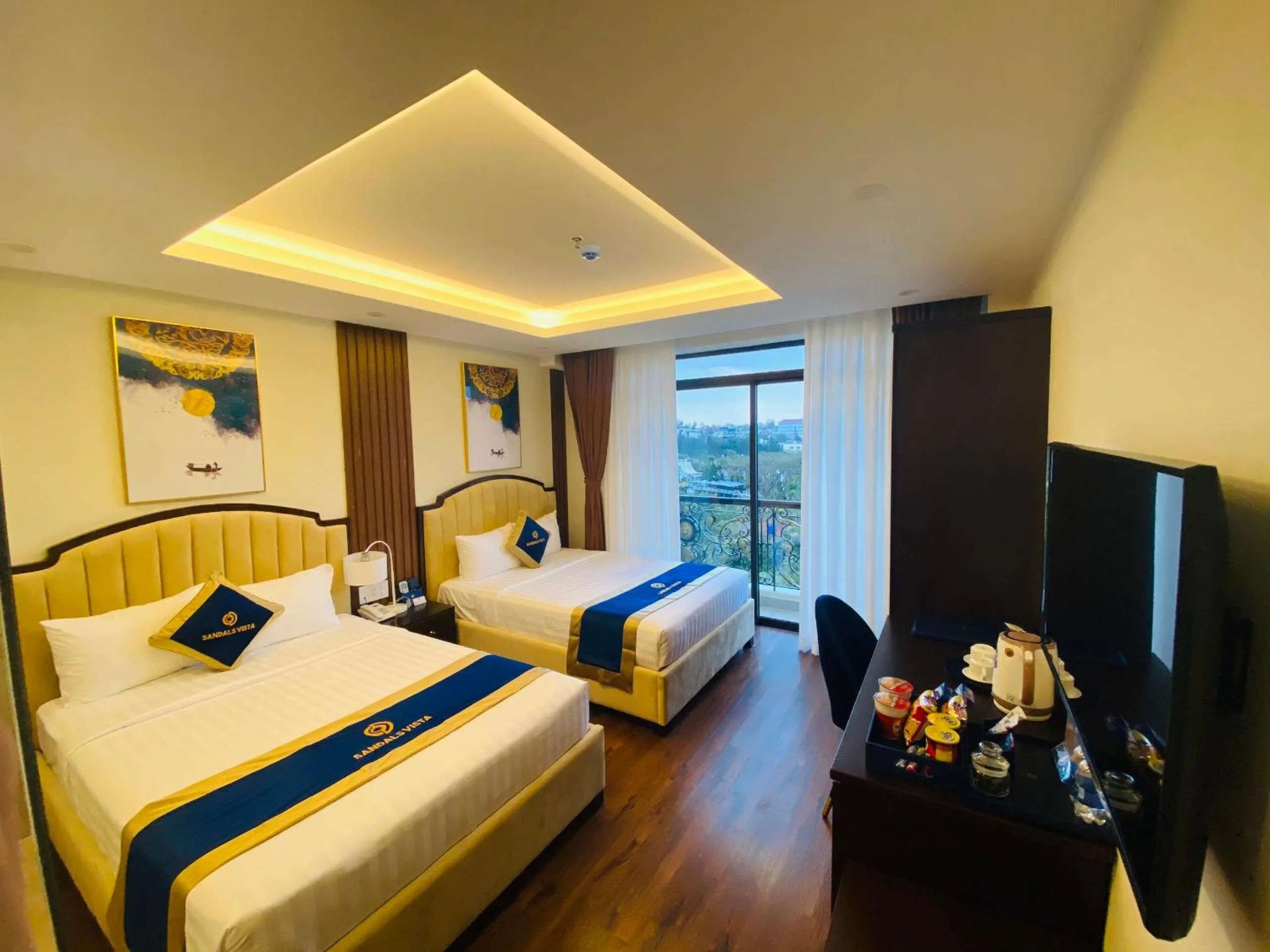 Bedroom, Bed in Sandals Vista Hotel