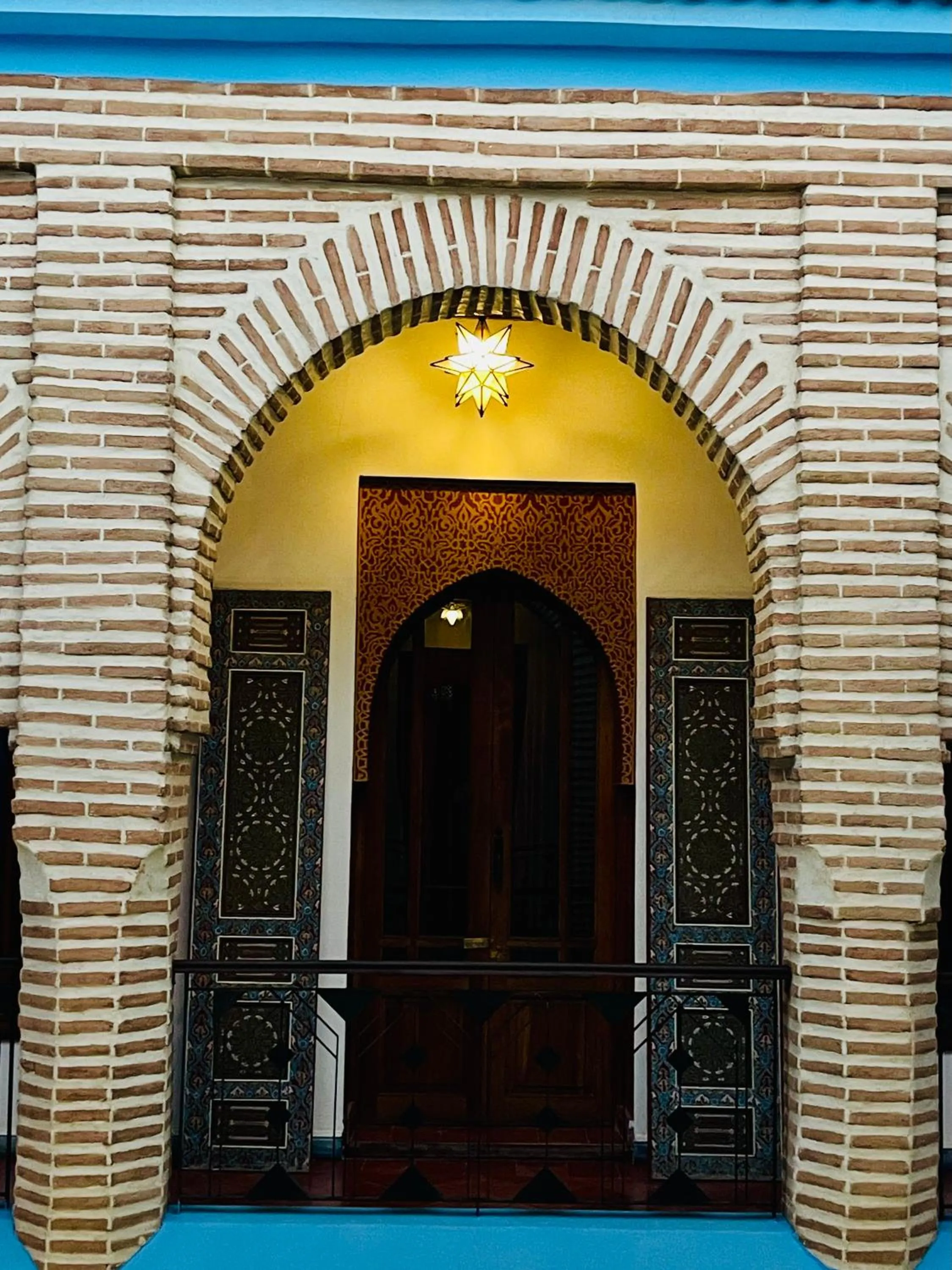 Property building in Riad Zarka By La Siredrah