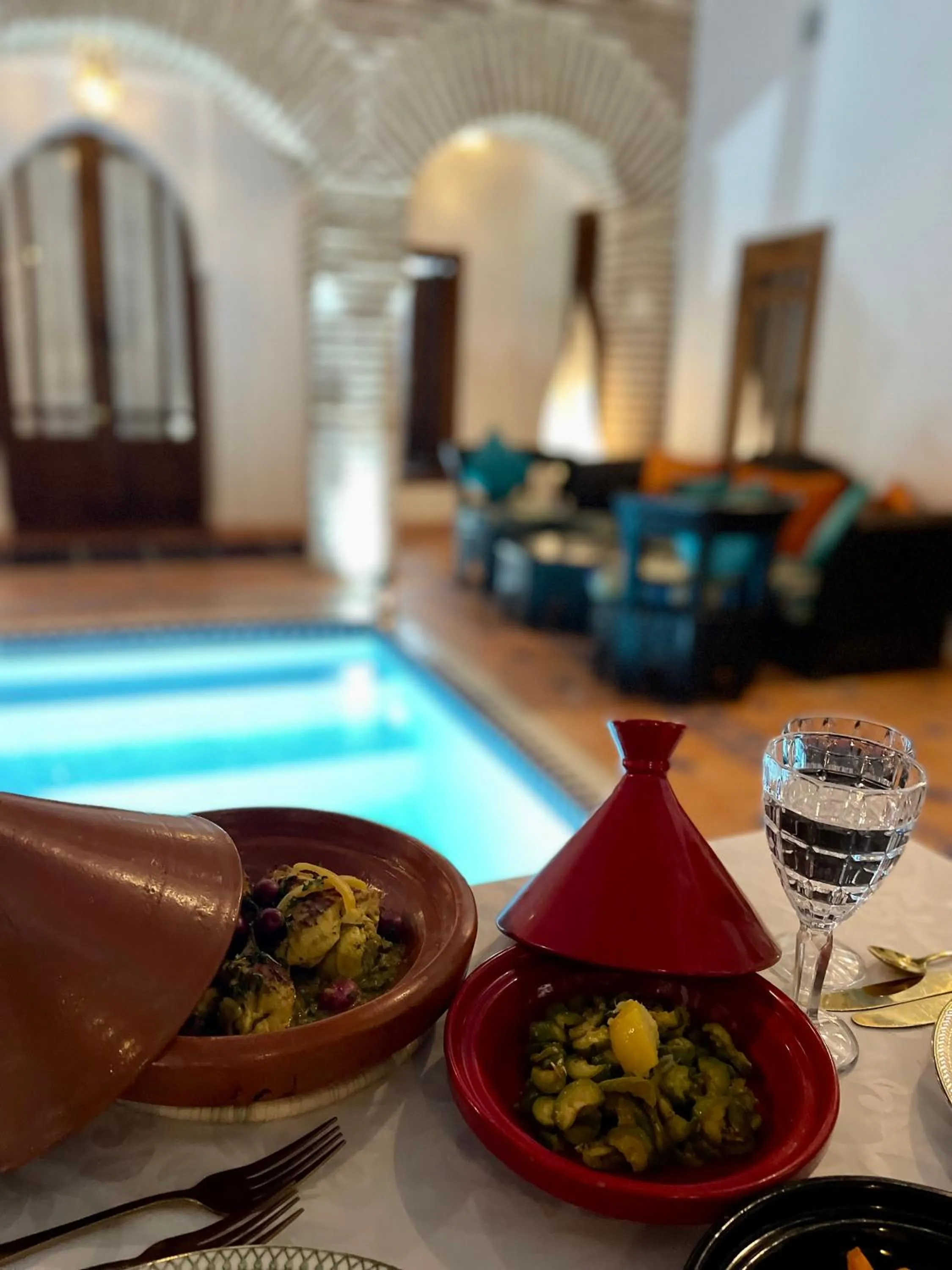 Food and drinks in Riad Zarka By La Siredrah