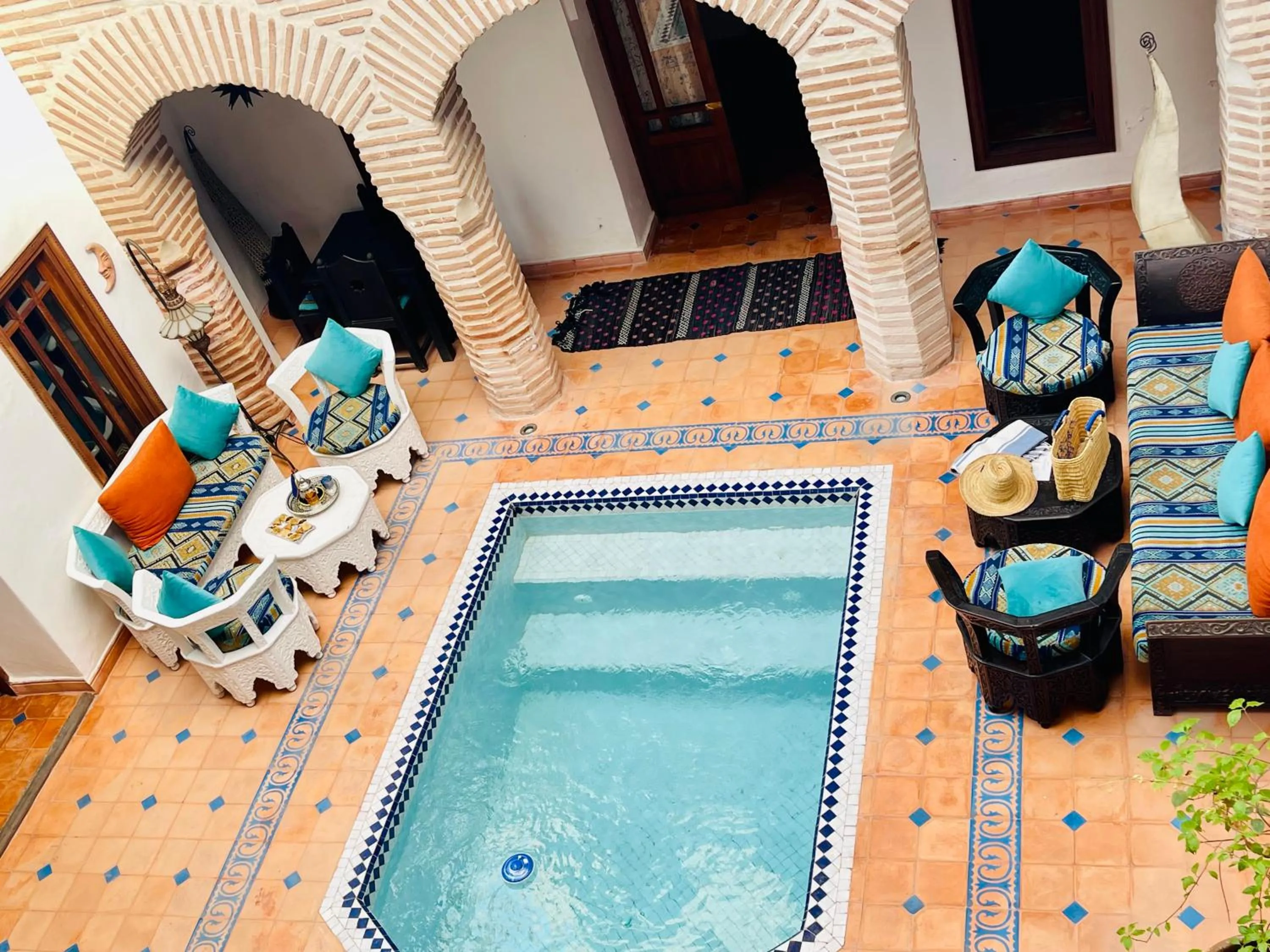 Property building in Riad Zarka By La Siredrah