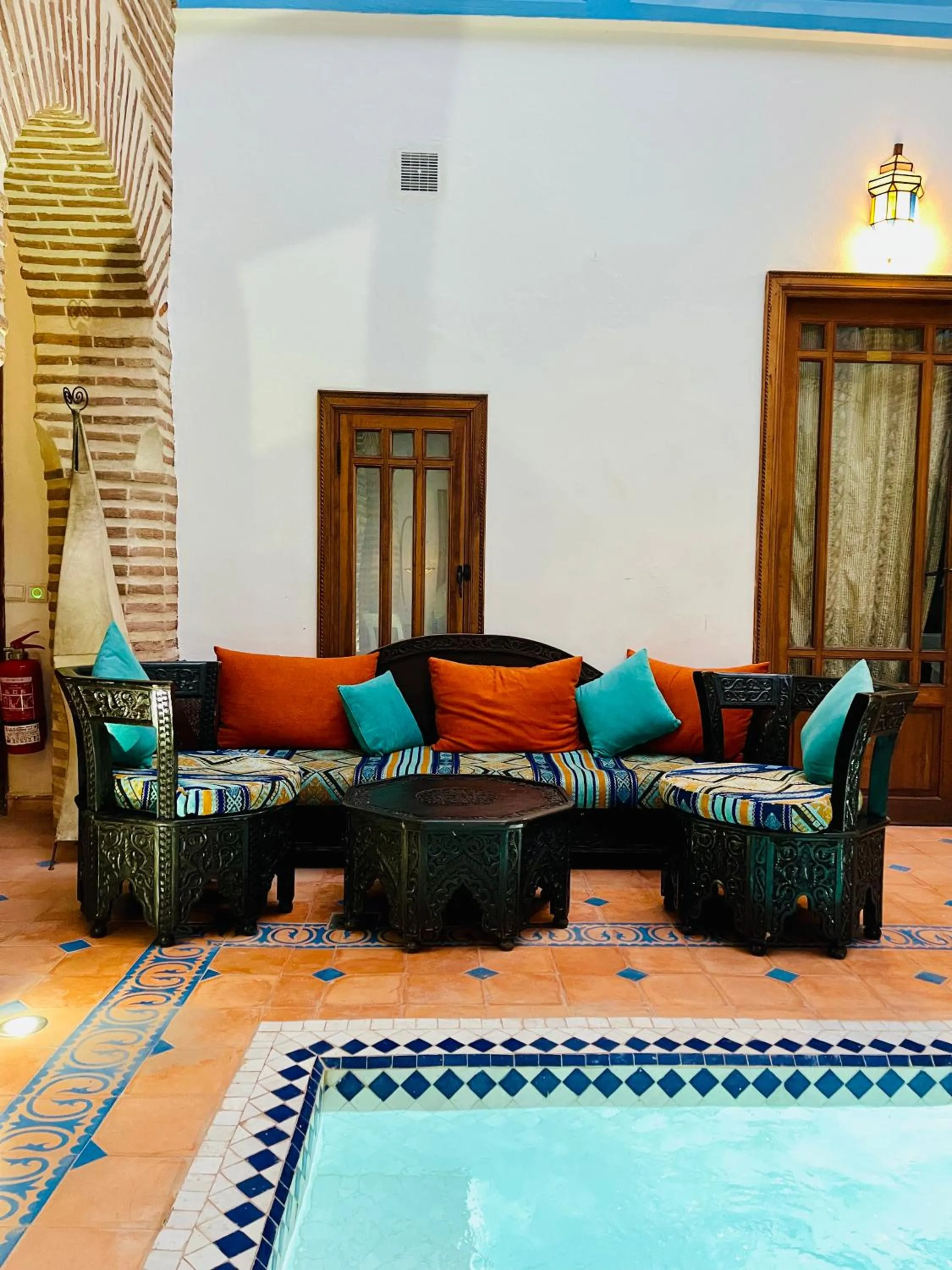 Property building in Riad Zarka By La Siredrah