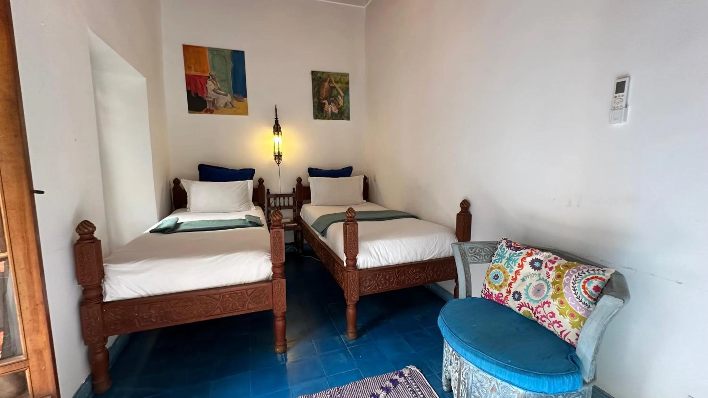 Bed in Riad Zarka By La Siredrah