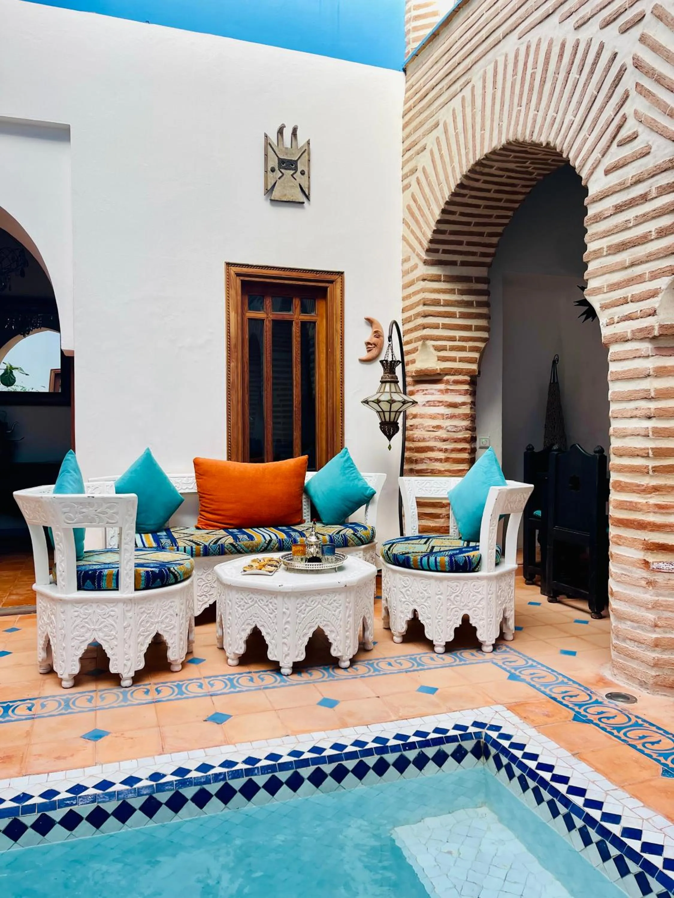Property building in Riad Zarka By La Siredrah